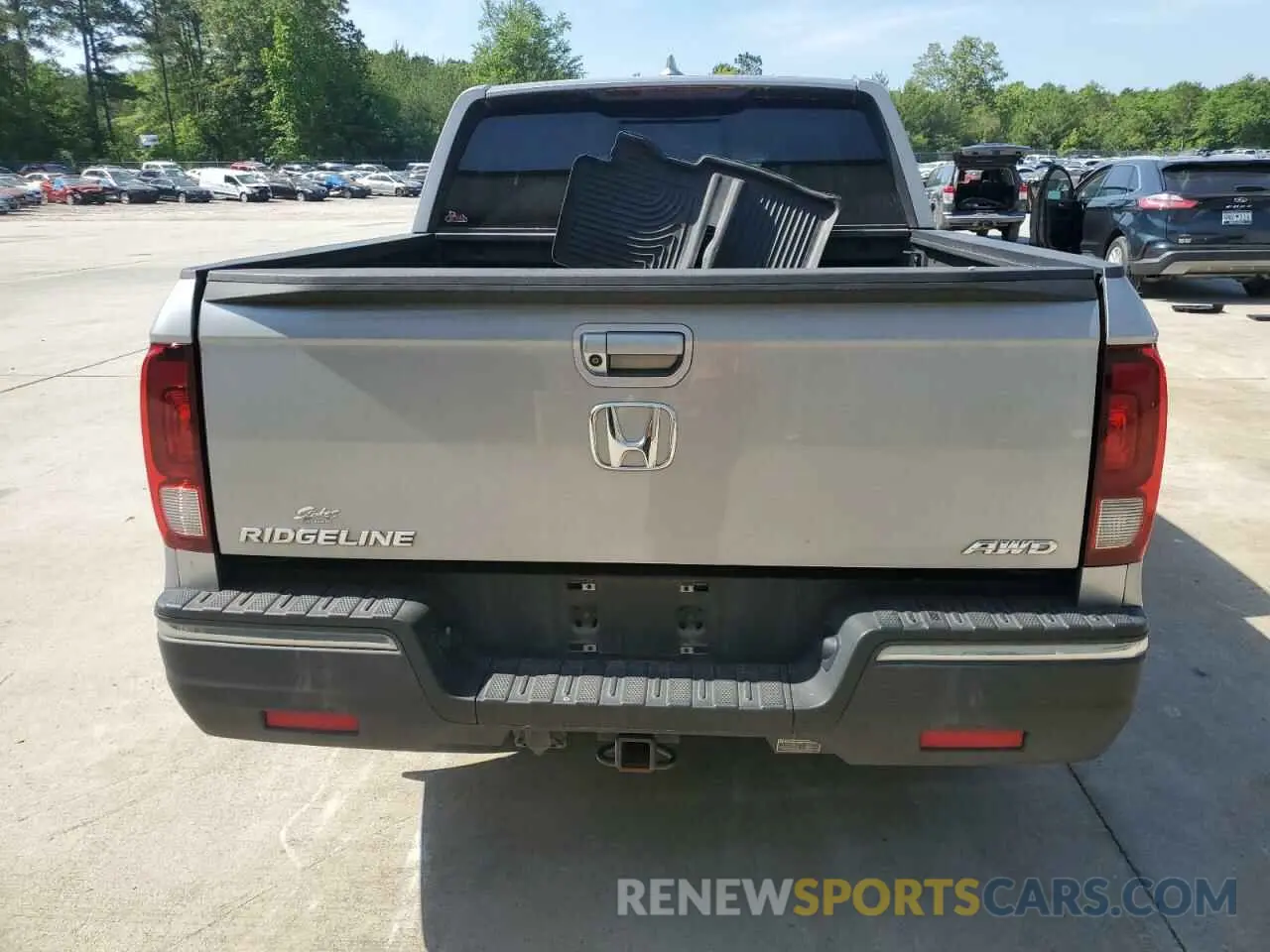 6 Photograph of a damaged car 5FPYK3F67KB031672 HONDA RIDGELINE 2019