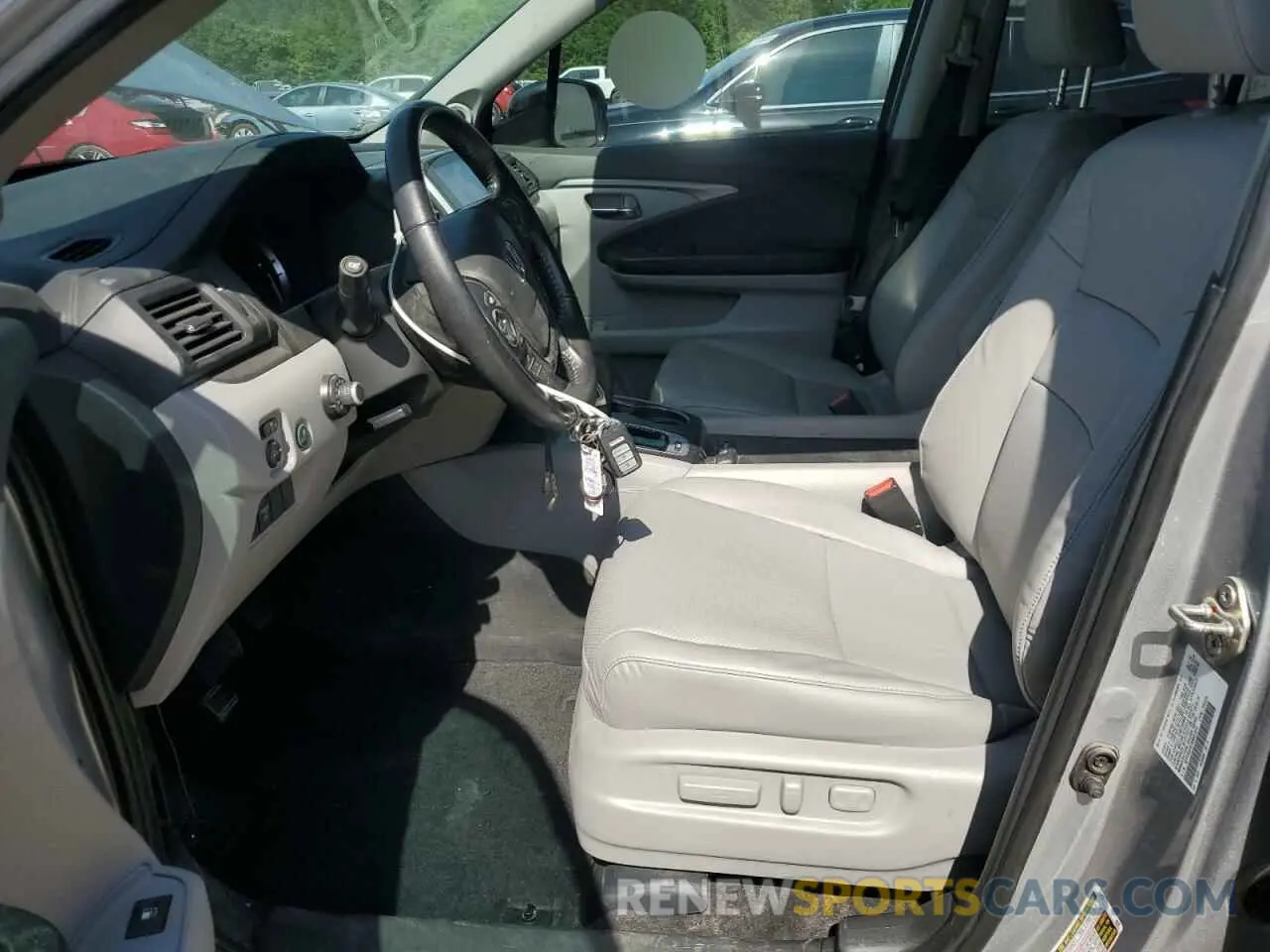 7 Photograph of a damaged car 5FPYK3F67KB031672 HONDA RIDGELINE 2019