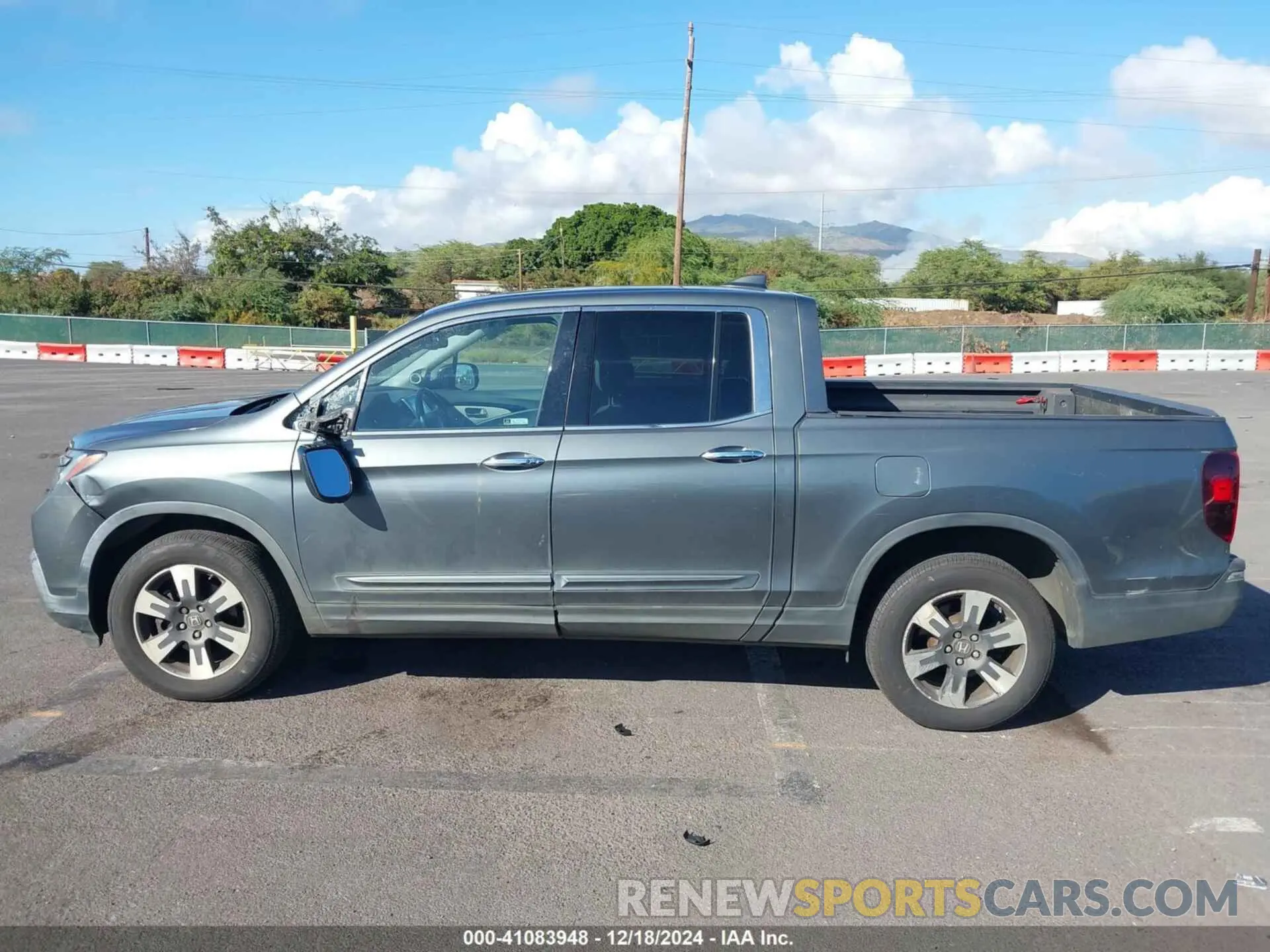 15 Photograph of a damaged car 5FPYK3F70KB003639 HONDA RIDGELINE 2019
