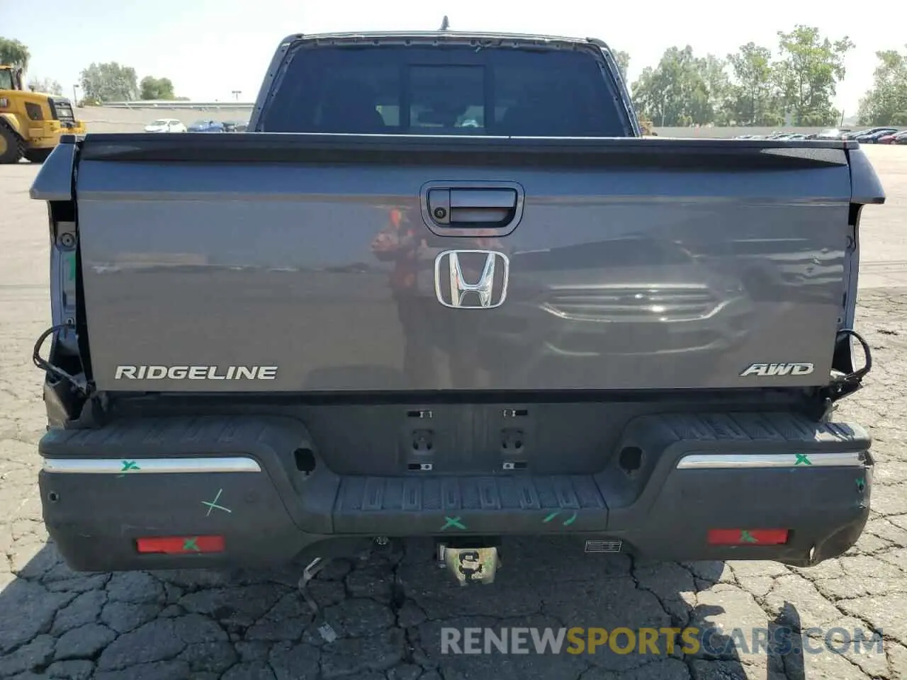 6 Photograph of a damaged car 5FPYK3F73KB016675 HONDA RIDGELINE 2019