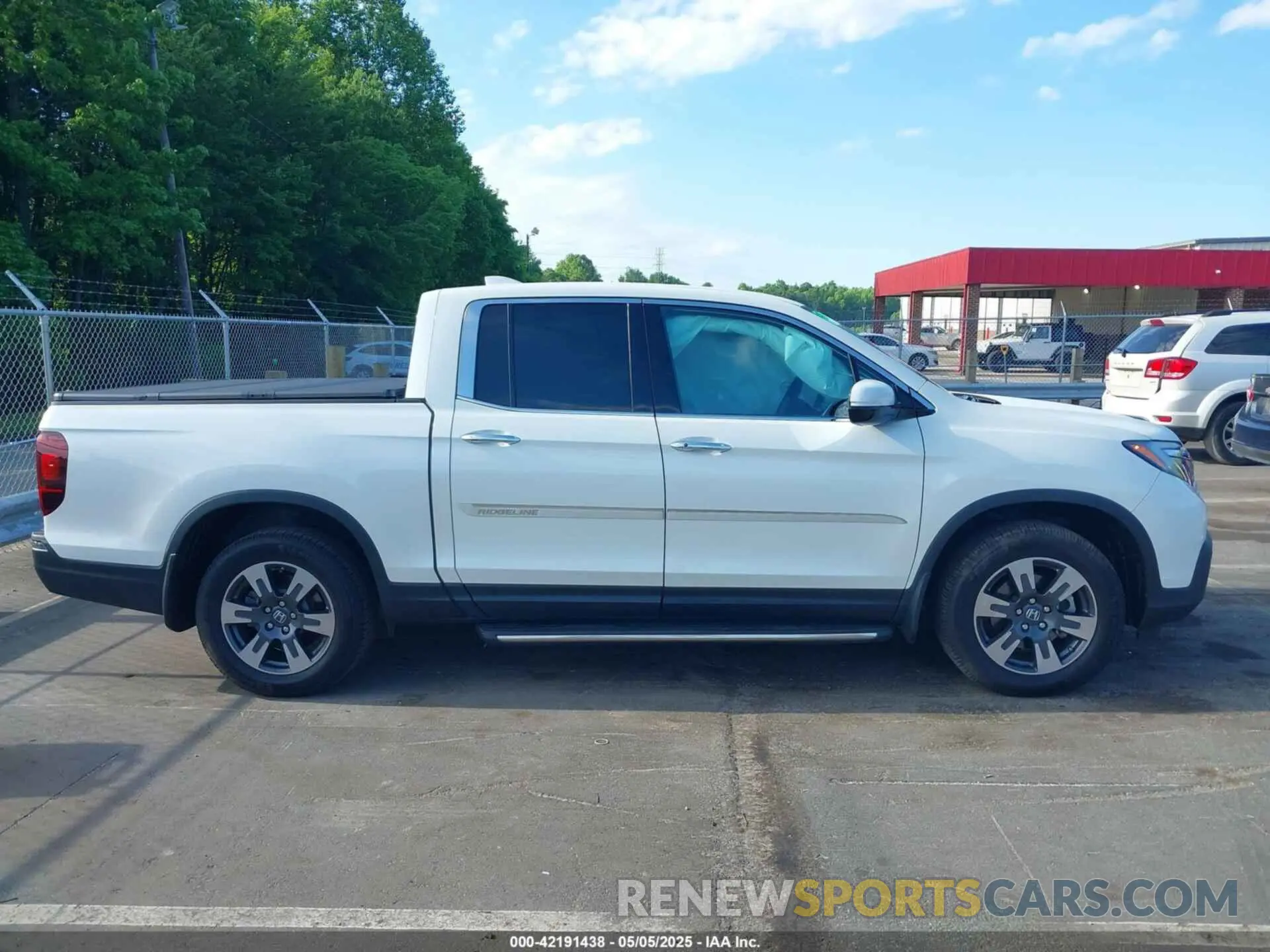 13 Photograph of a damaged car 5FPYK3F74KB006804 HONDA RIDGELINE 2019