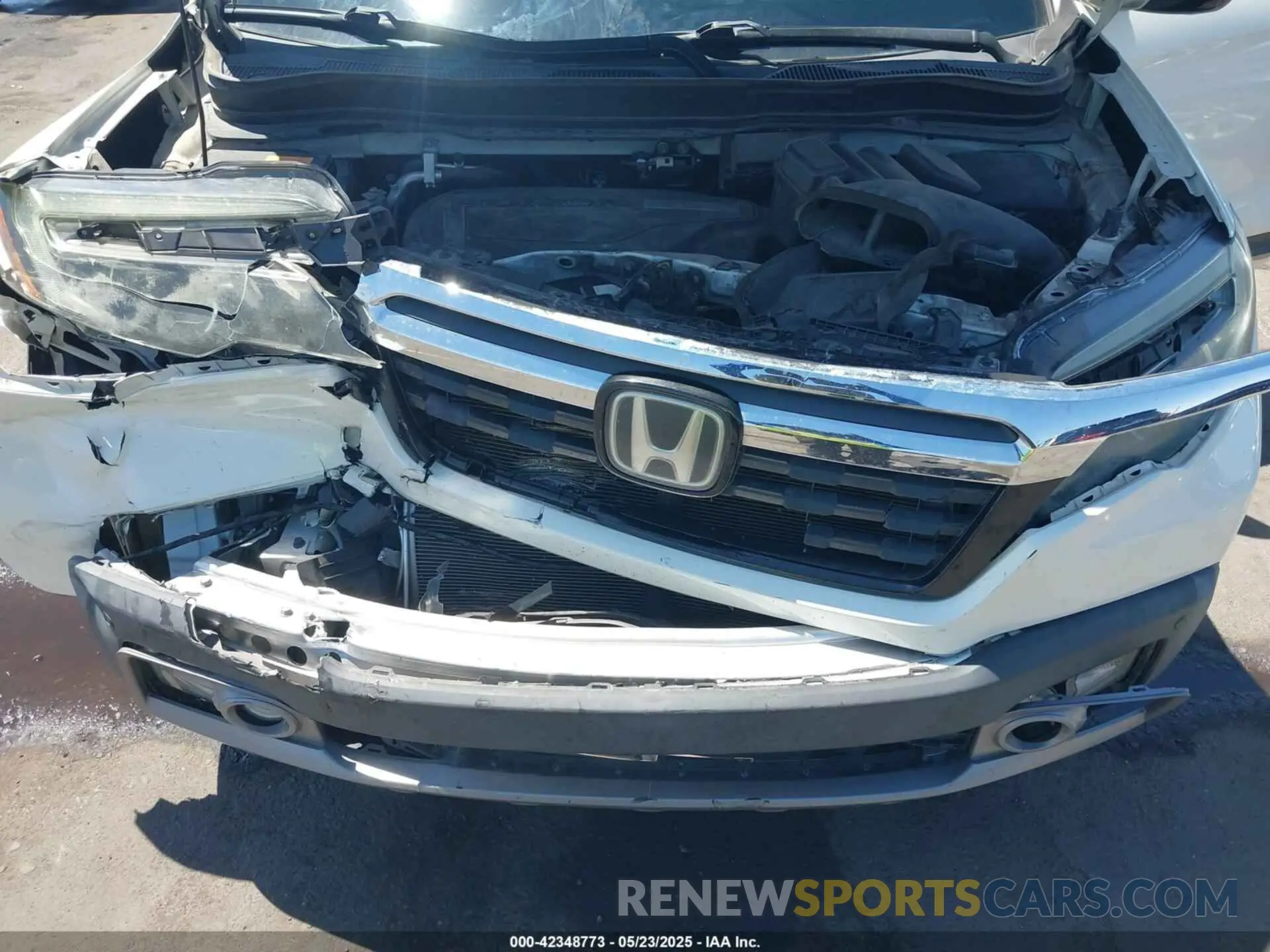 10 Photograph of a damaged car 5FPYK3F74KB009279 HONDA RIDGELINE 2019