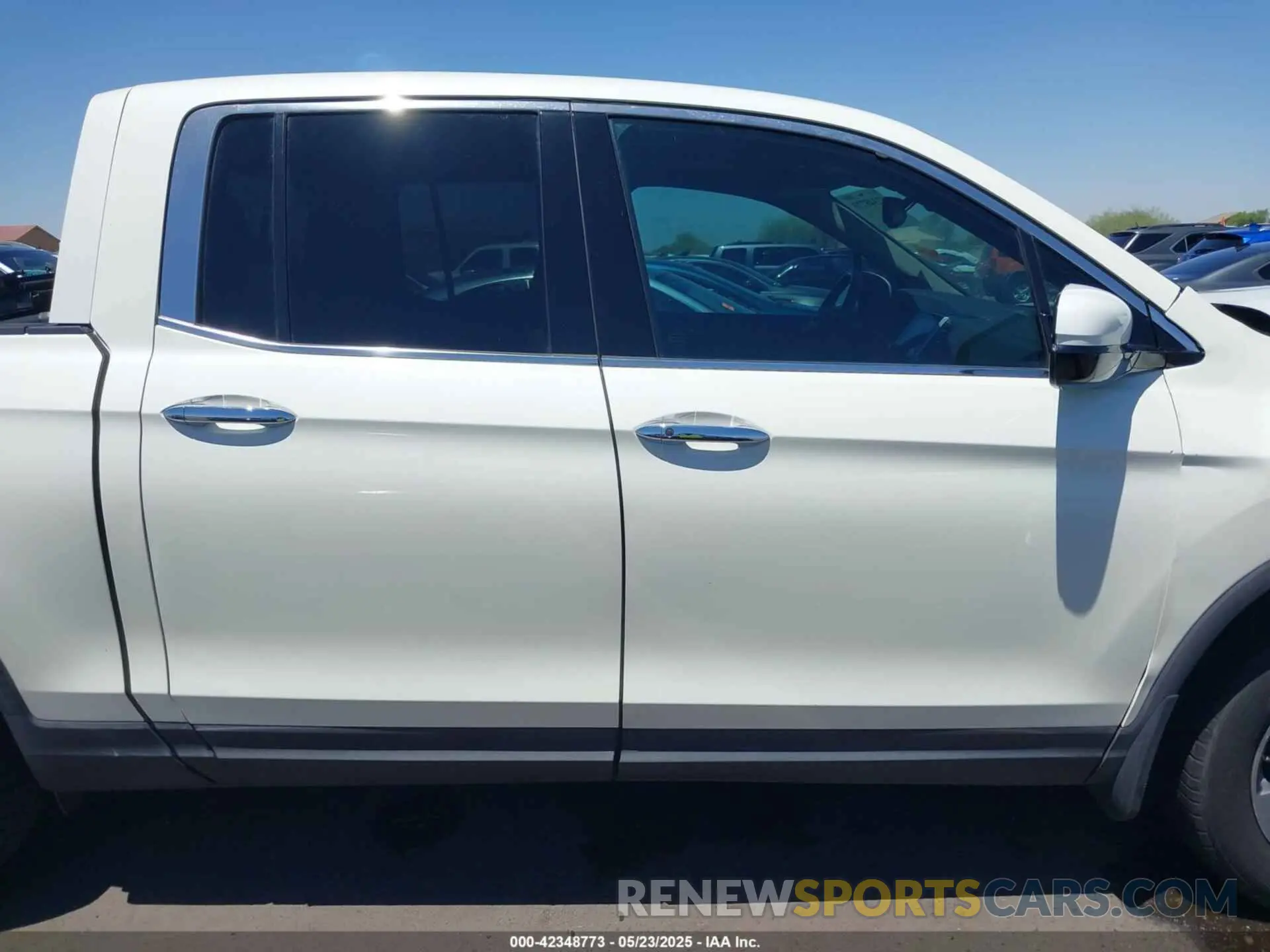 13 Photograph of a damaged car 5FPYK3F74KB009279 HONDA RIDGELINE 2019