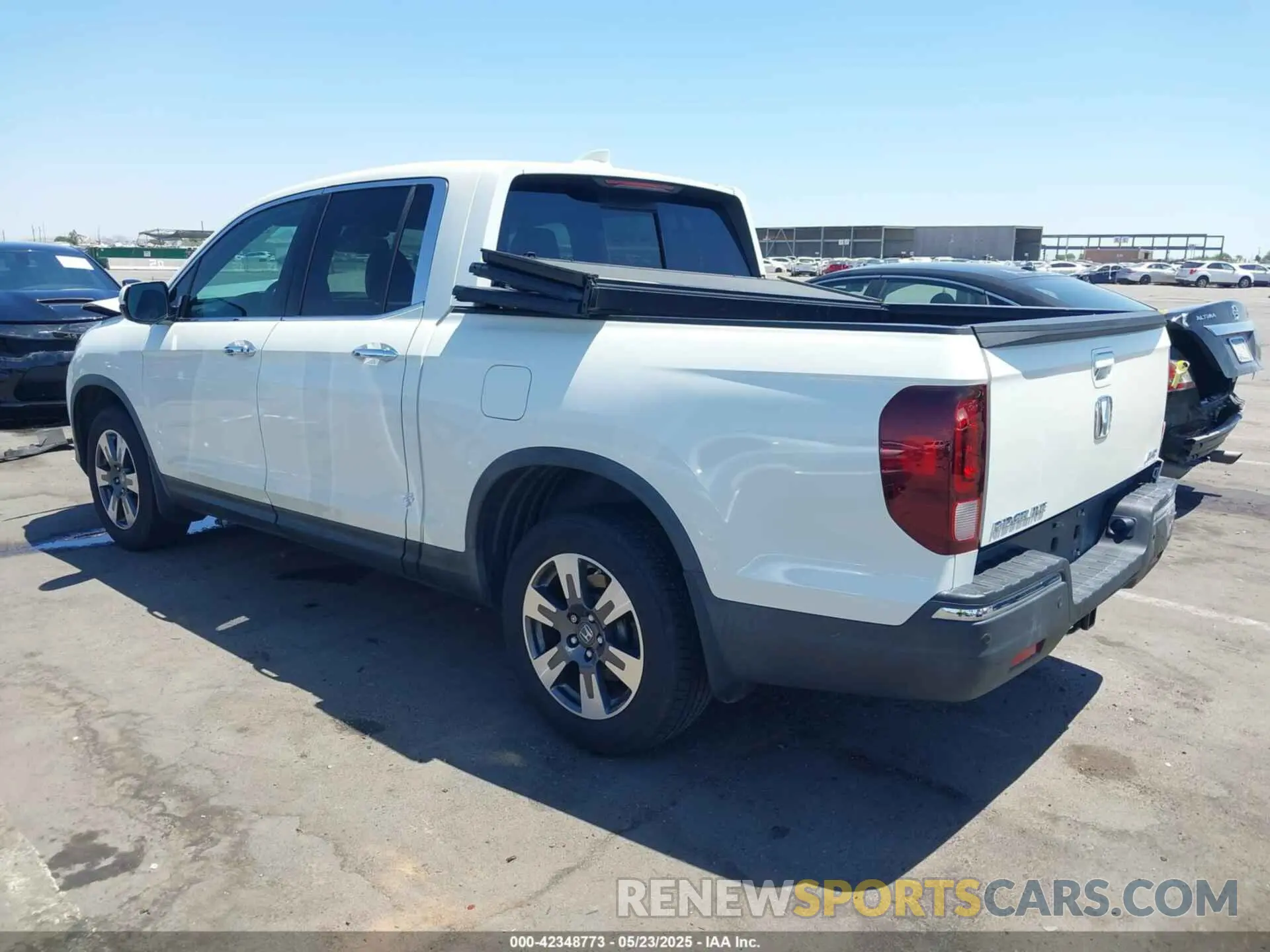 3 Photograph of a damaged car 5FPYK3F74KB009279 HONDA RIDGELINE 2019
