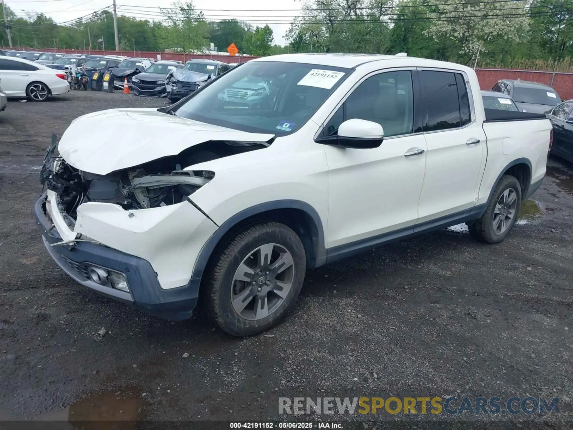 2 Photograph of a damaged car 5FPYK3F75KB020713 HONDA RIDGELINE 2019