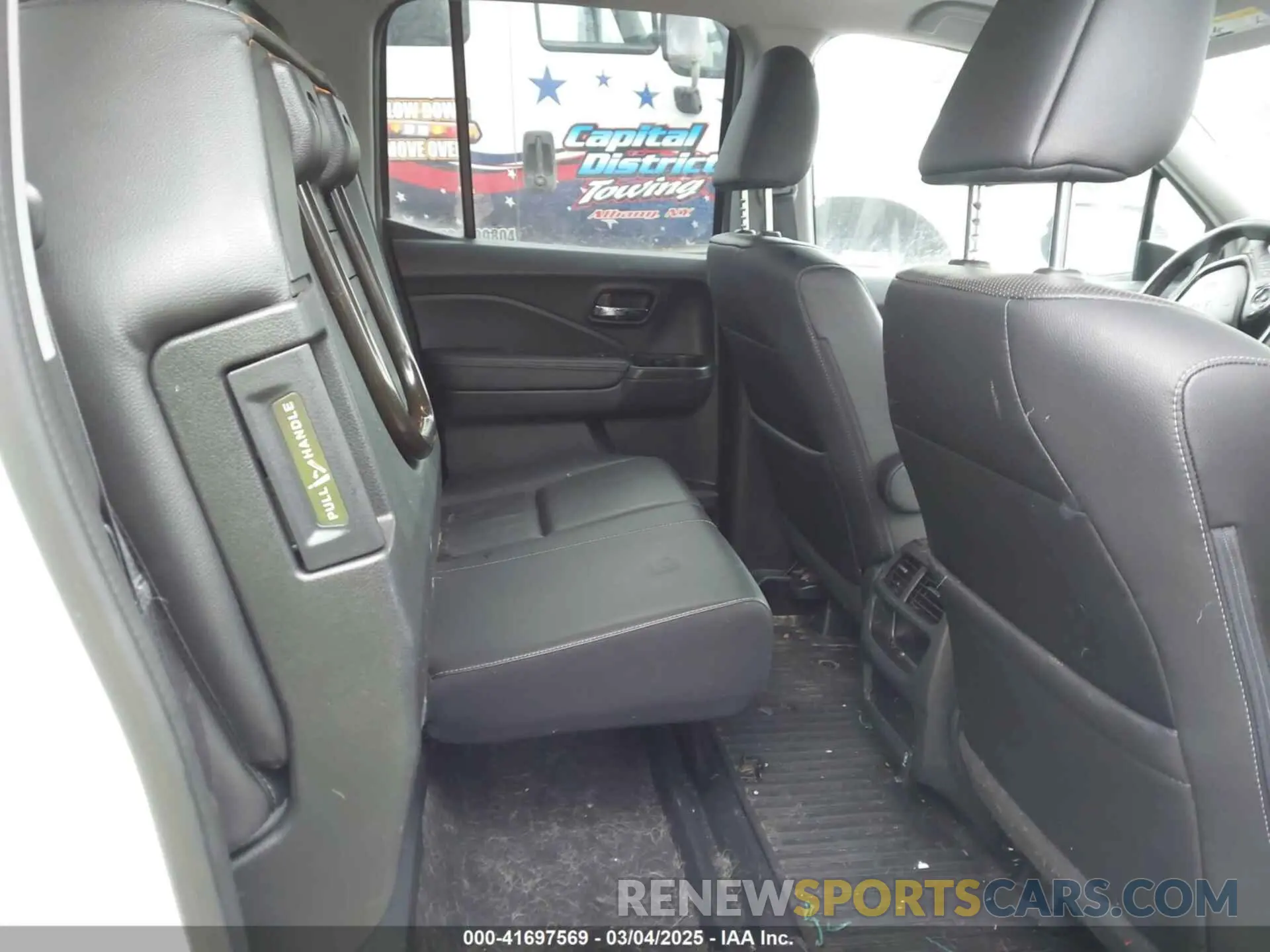 8 Photograph of a damaged car 5FPYK3F77KB007879 HONDA RIDGELINE 2019