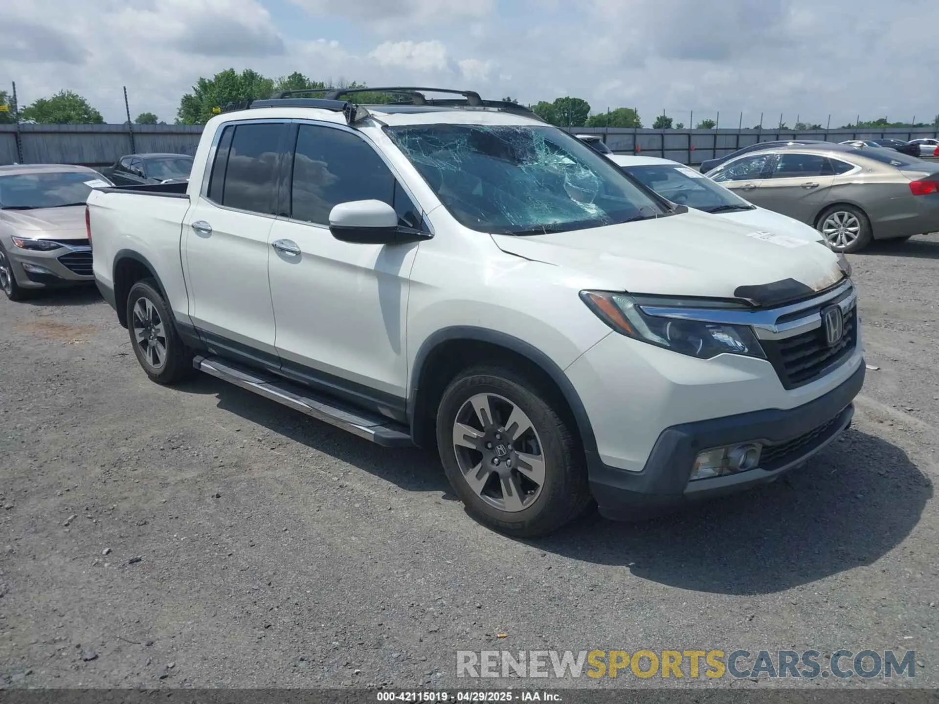 1 Photograph of a damaged car 5FPYK3F77KB021667 HONDA RIDGELINE 2019