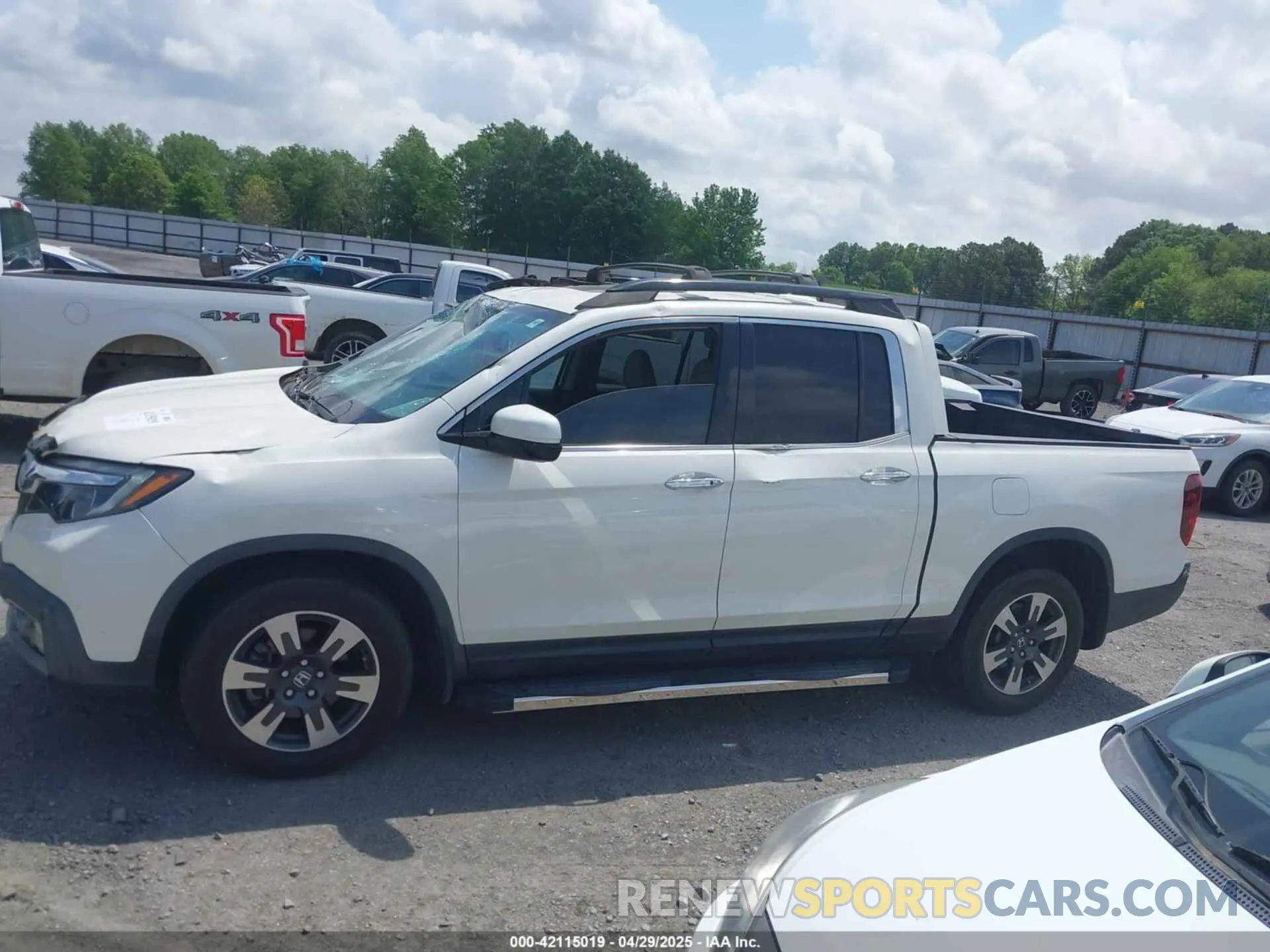 14 Photograph of a damaged car 5FPYK3F77KB021667 HONDA RIDGELINE 2019