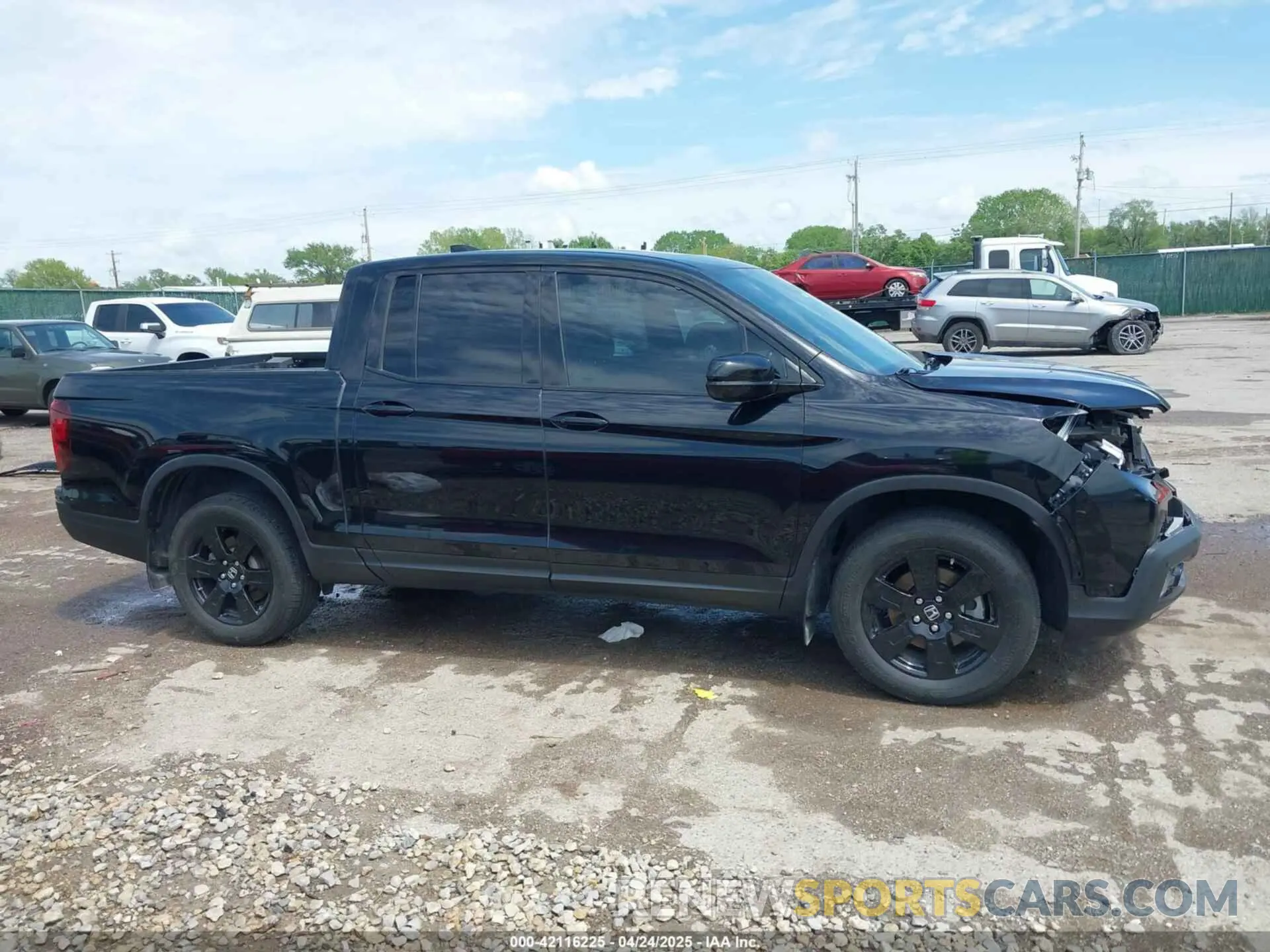 14 Photograph of a damaged car 5FPYK3F89KB001977 HONDA RIDGELINE 2019