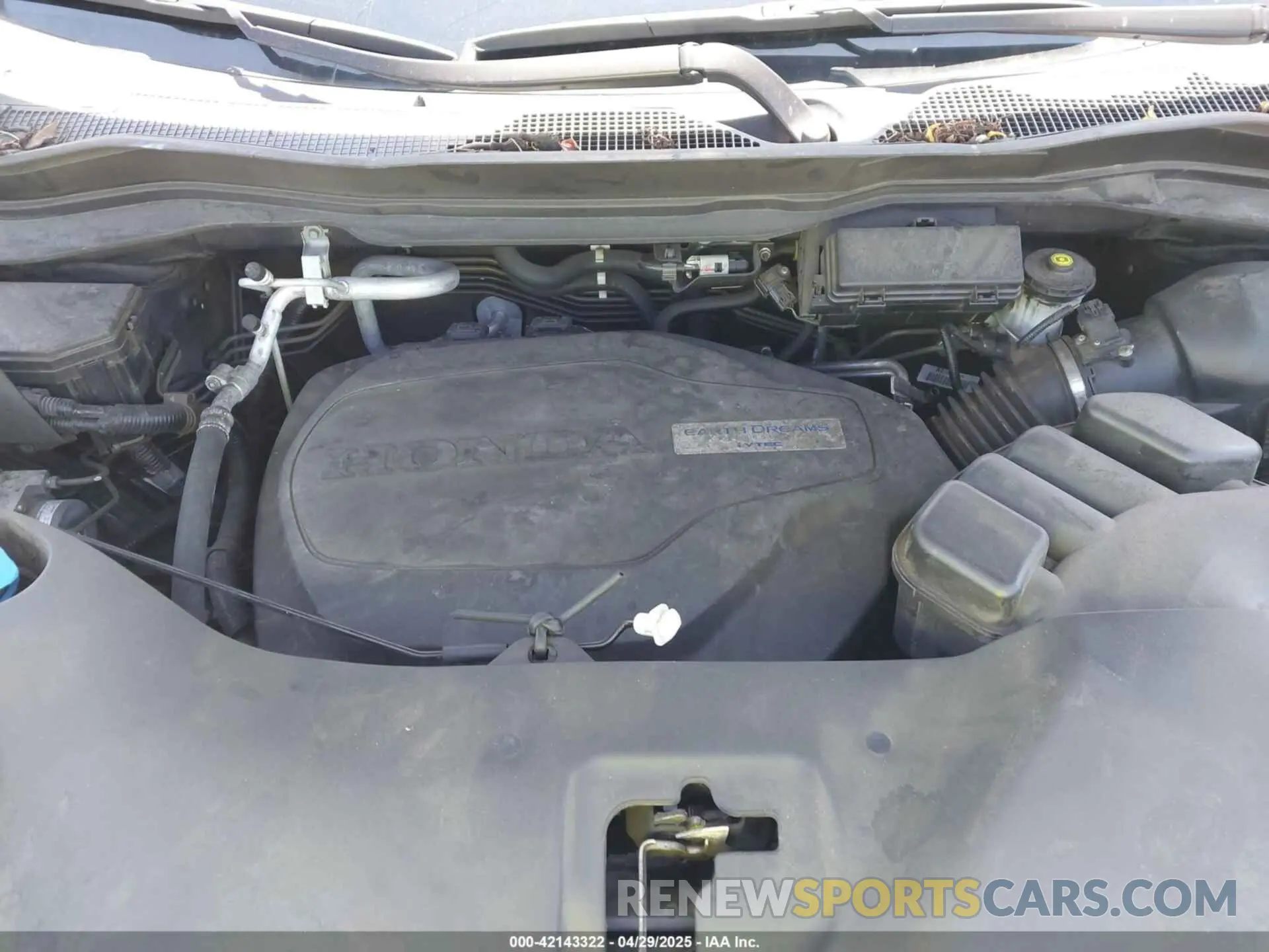 10 Photograph of a damaged car 5FPYK2F19LB000049 HONDA RIDGELINE 2020