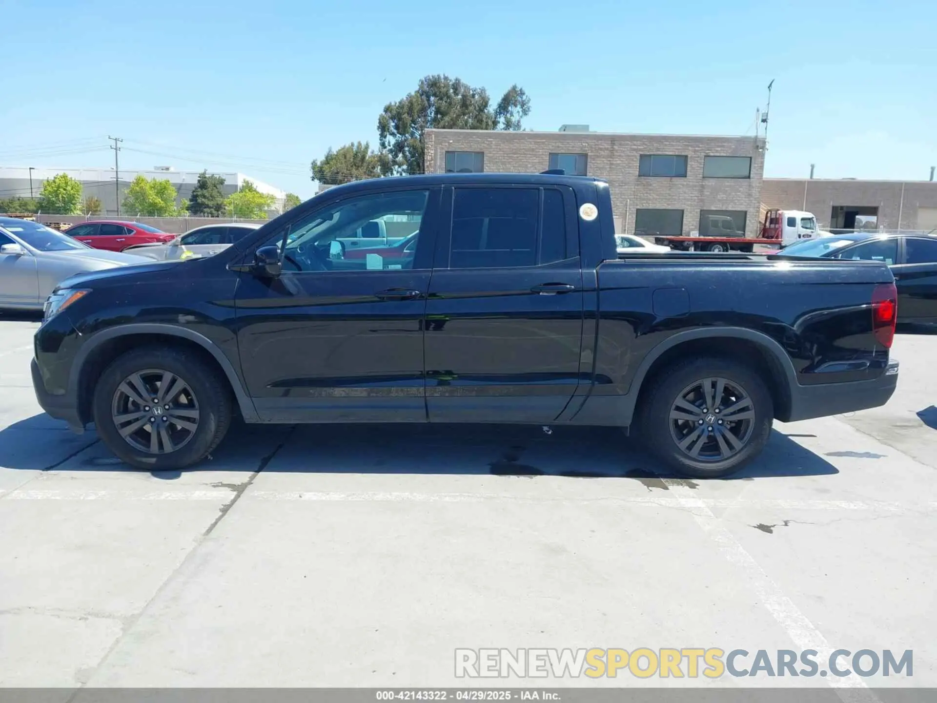 14 Photograph of a damaged car 5FPYK2F19LB000049 HONDA RIDGELINE 2020