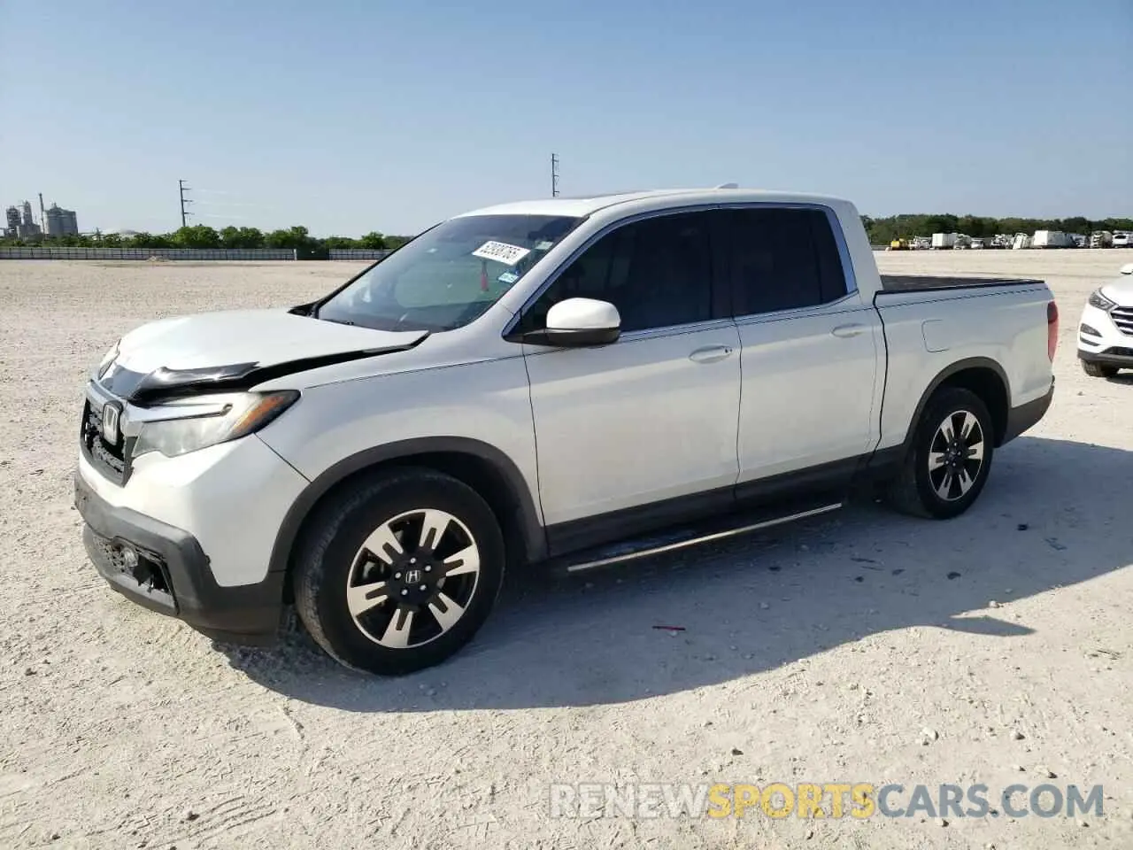 1 Photograph of a damaged car 5FPYK2F56LB000139 HONDA RIDGELINE 2020
