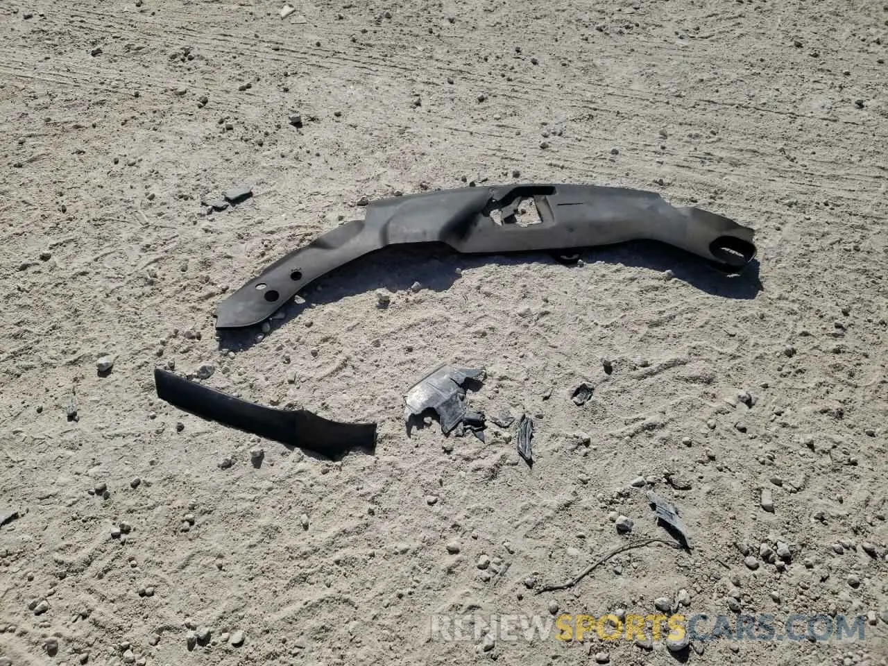 14 Photograph of a damaged car 5FPYK2F56LB000139 HONDA RIDGELINE 2020