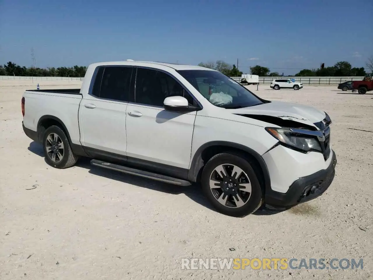 4 Photograph of a damaged car 5FPYK2F56LB000139 HONDA RIDGELINE 2020