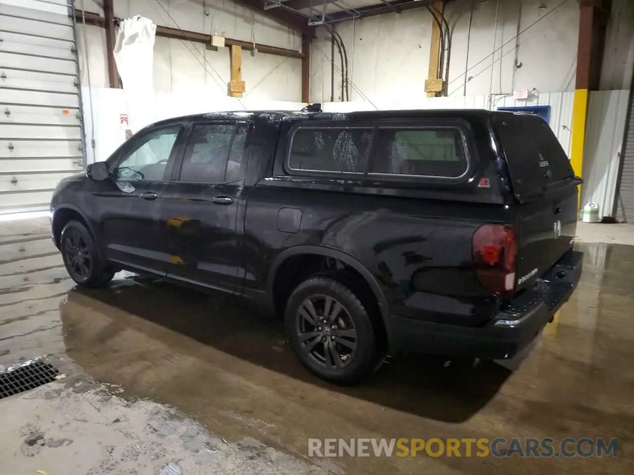 2 Photograph of a damaged car 5FPYK3F10LB013293 HONDA RIDGELINE 2020