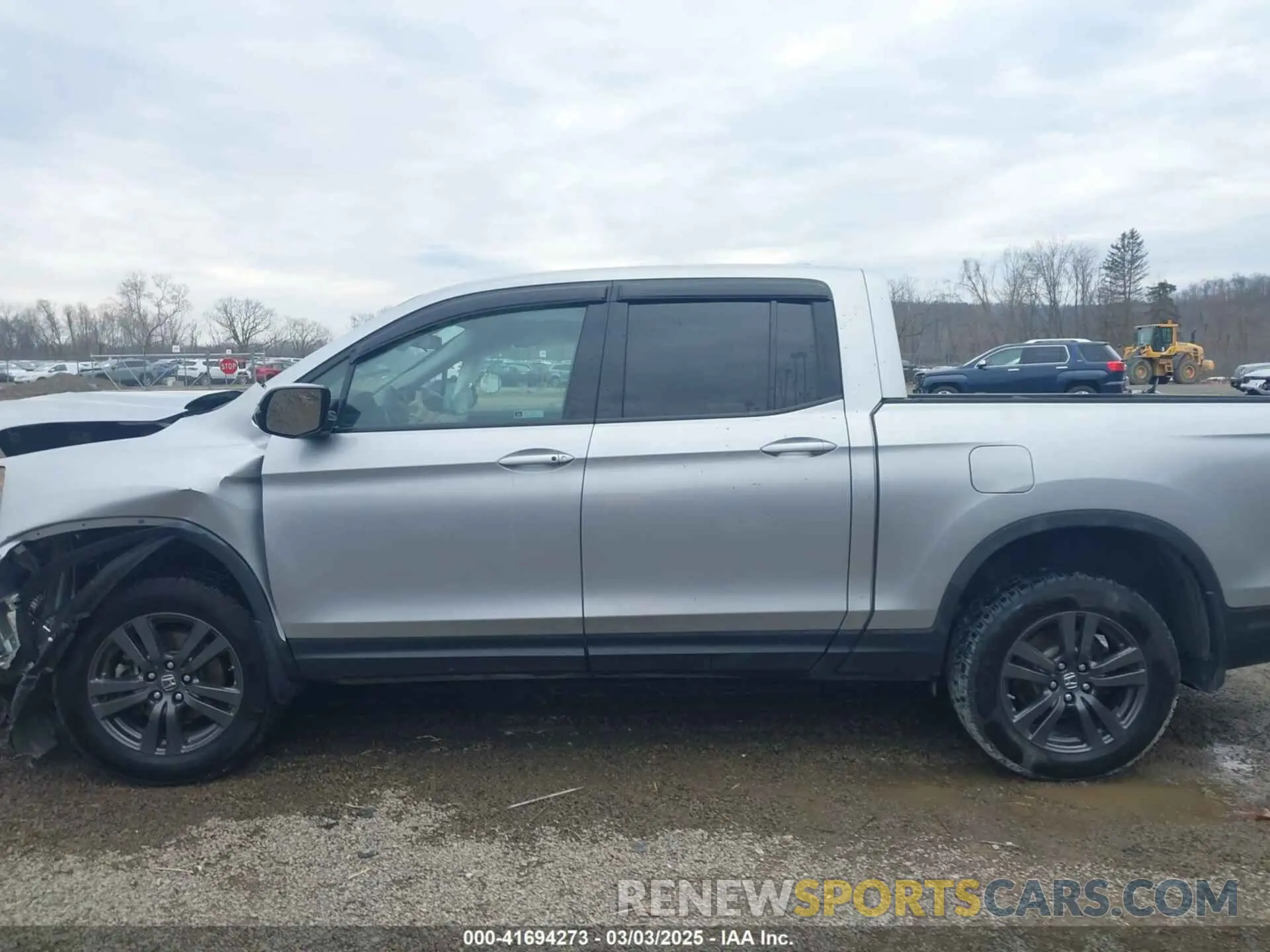 15 Photograph of a damaged car 5FPYK3F13LB023123 HONDA RIDGELINE 2020