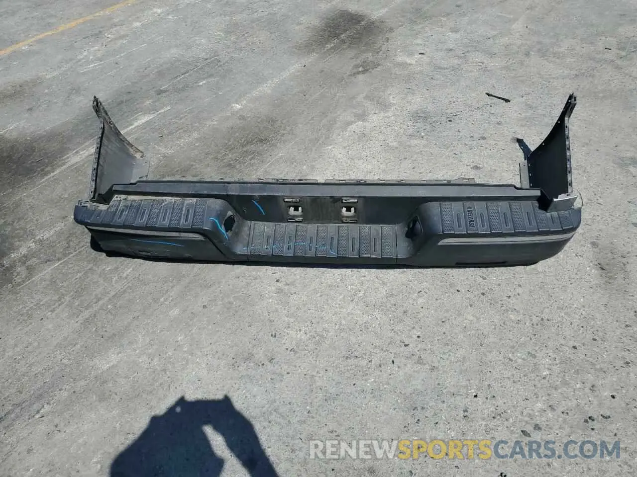 12 Photograph of a damaged car 5FPYK3F14LB023812 HONDA RIDGELINE 2020