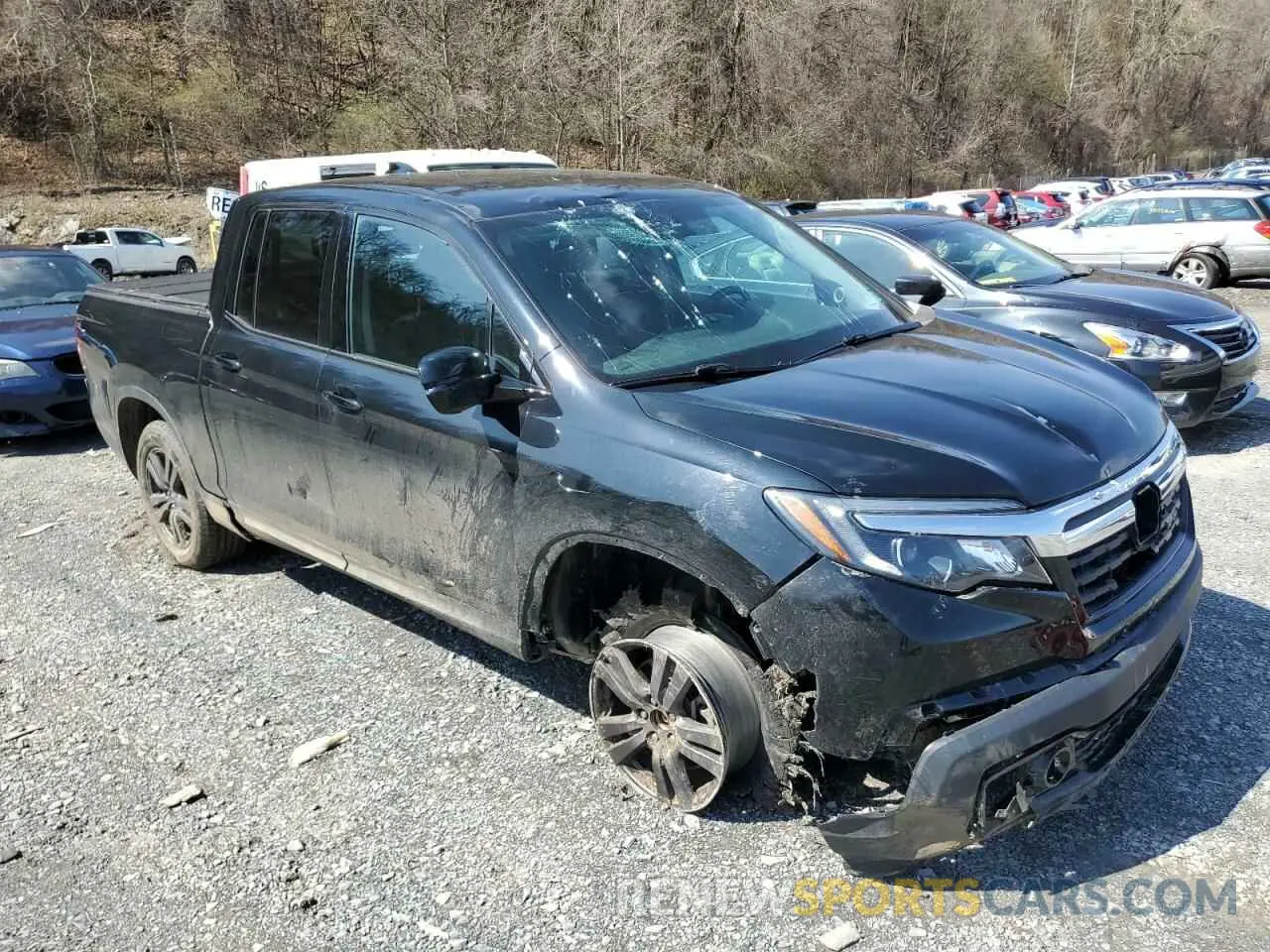 4 Photograph of a damaged car 5FPYK3F16LB019969 HONDA RIDGELINE 2020