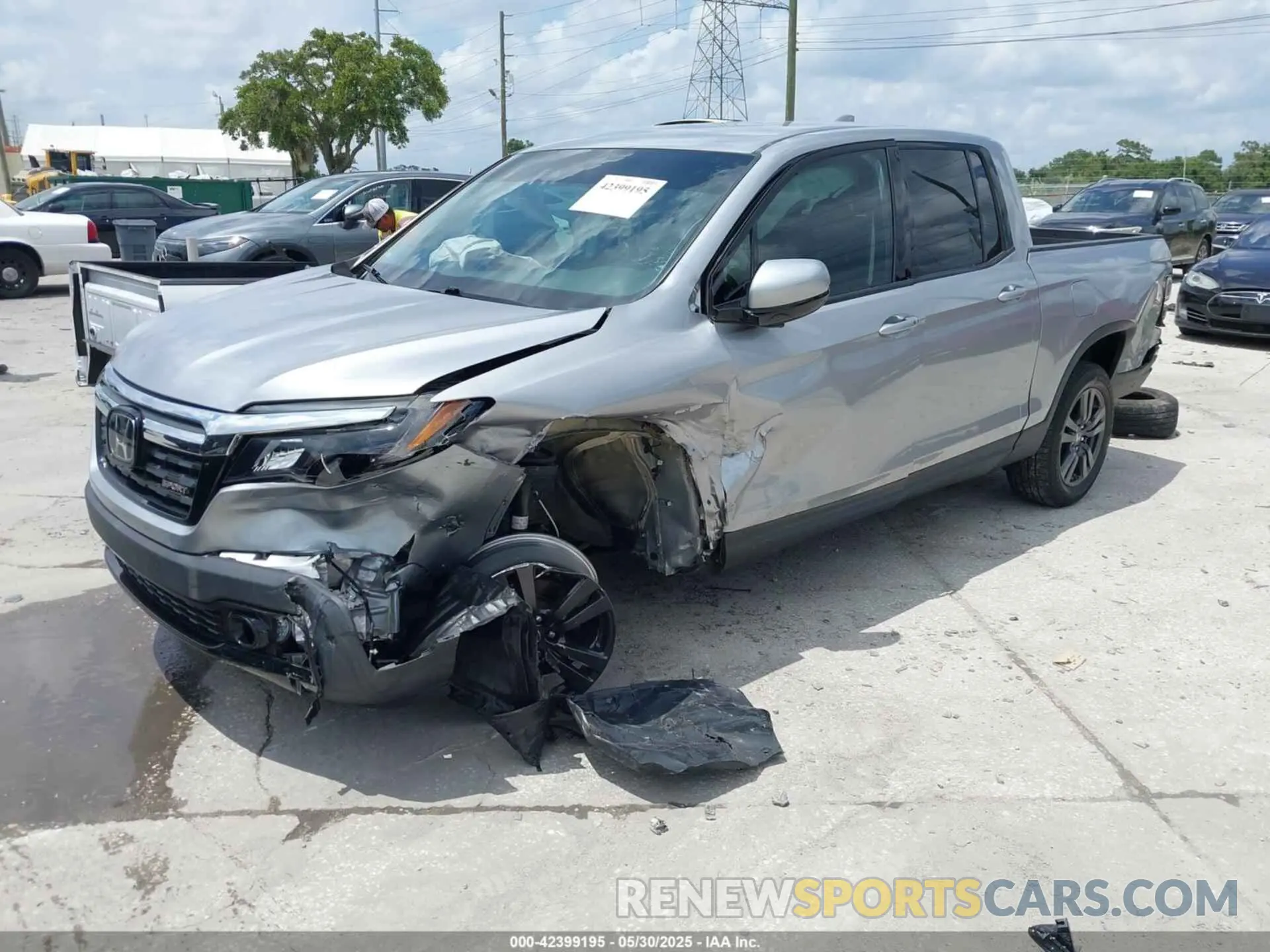2 Photograph of a damaged car 5FPYK3F19LB024180 HONDA RIDGELINE 2020