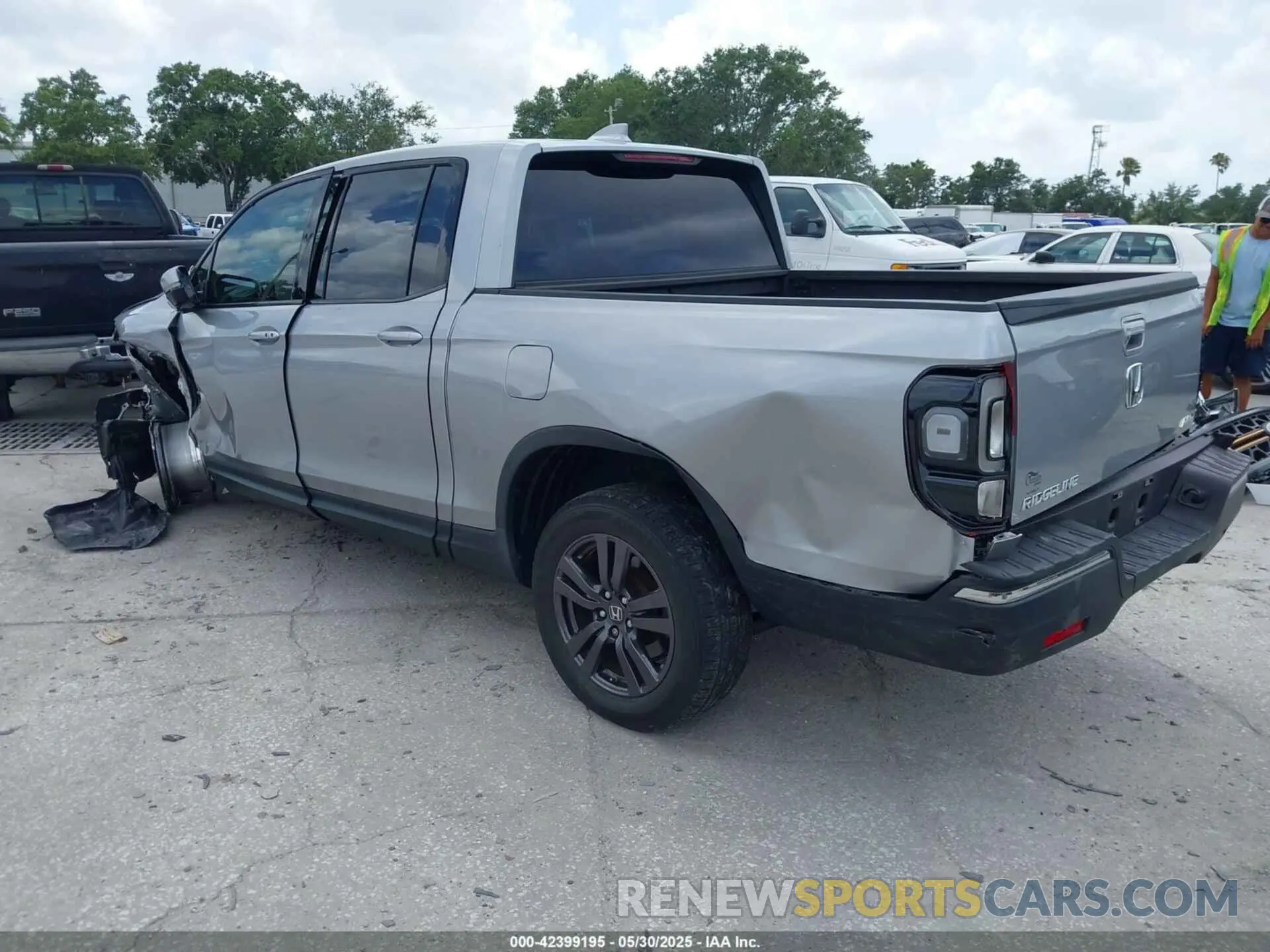 3 Photograph of a damaged car 5FPYK3F19LB024180 HONDA RIDGELINE 2020