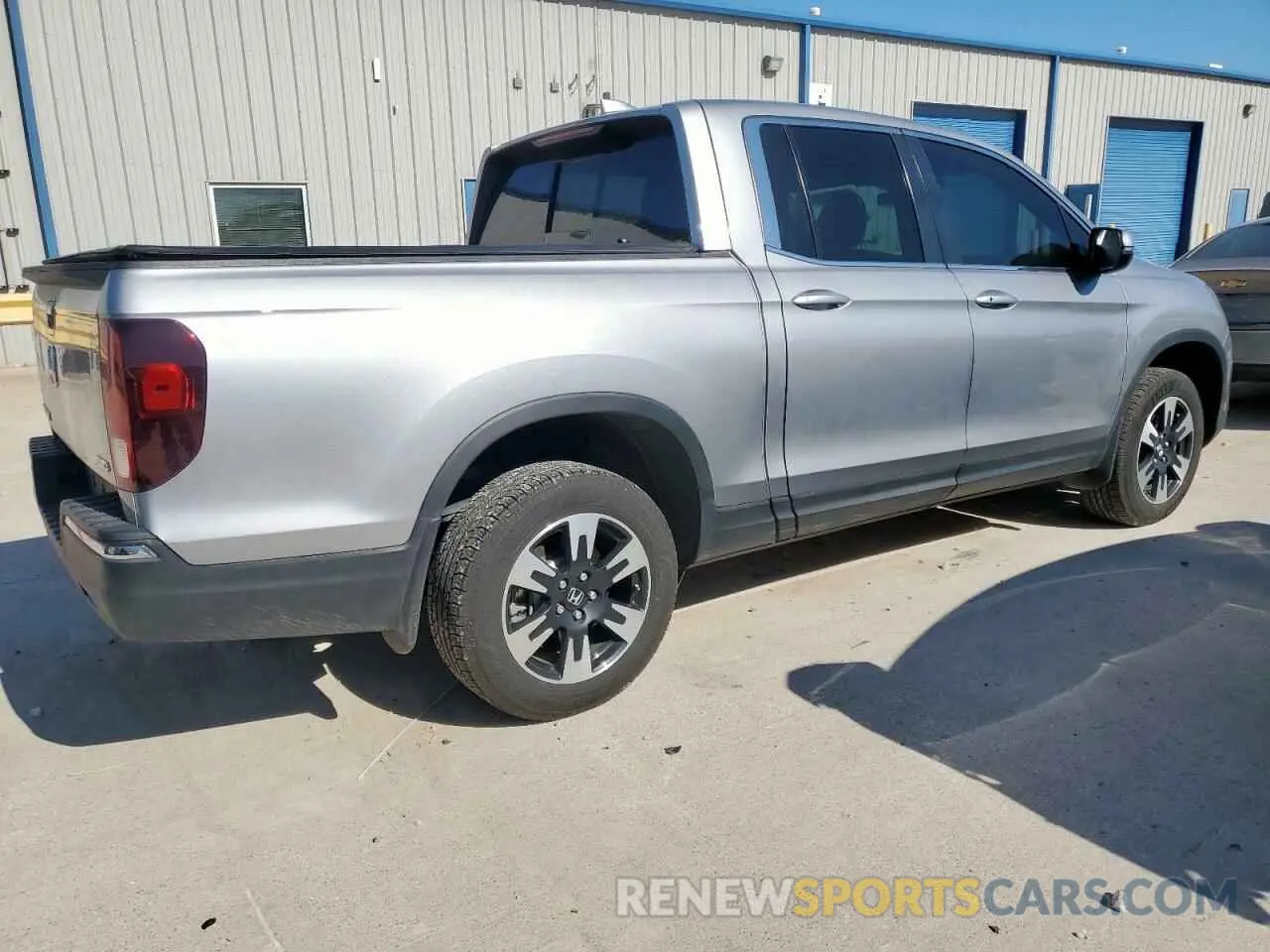 3 Photograph of a damaged car 5FPYK3F51LB019283 HONDA RIDGELINE 2020