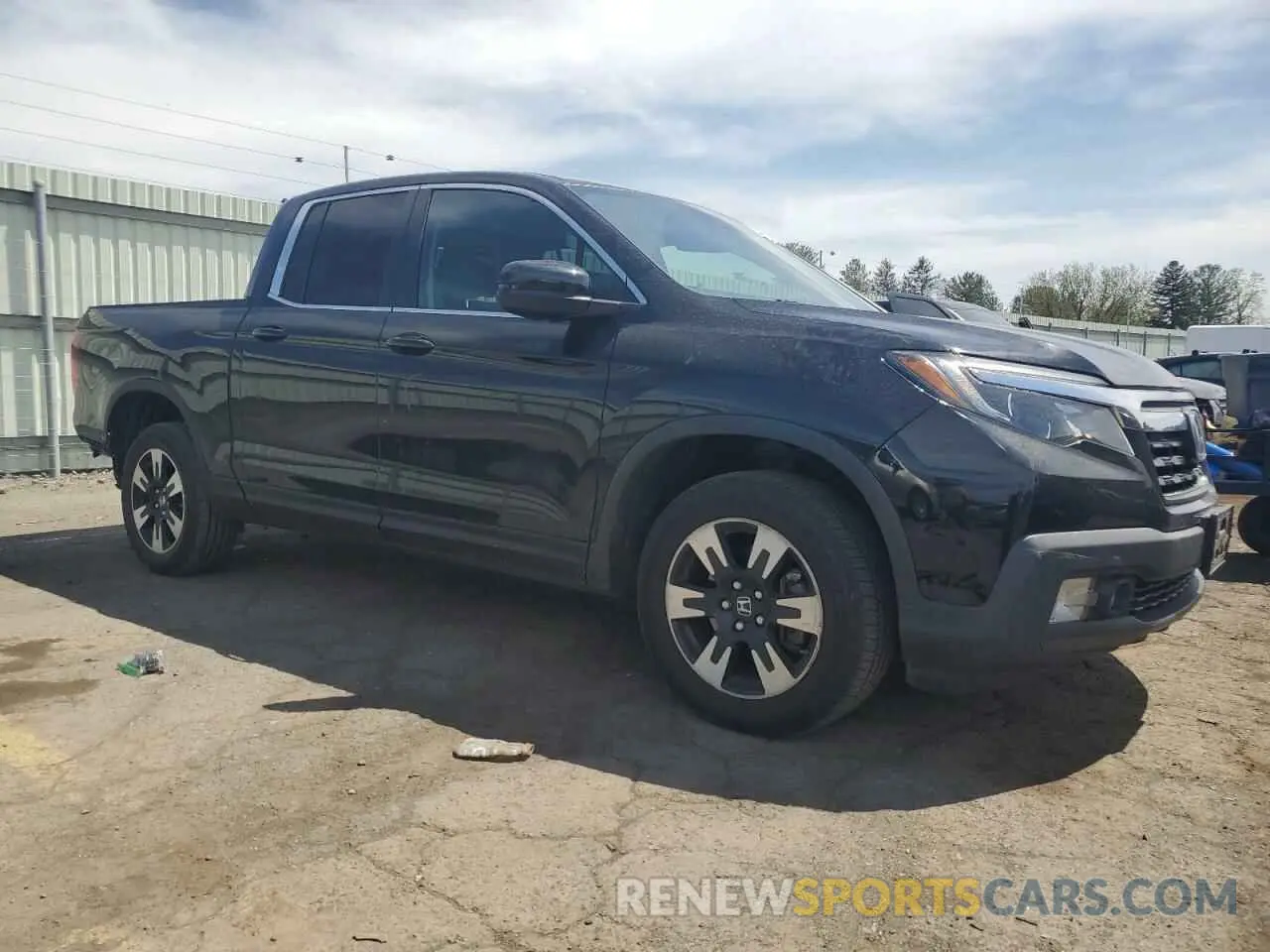 4 Photograph of a damaged car 5FPYK3F58LB023282 HONDA RIDGELINE 2020