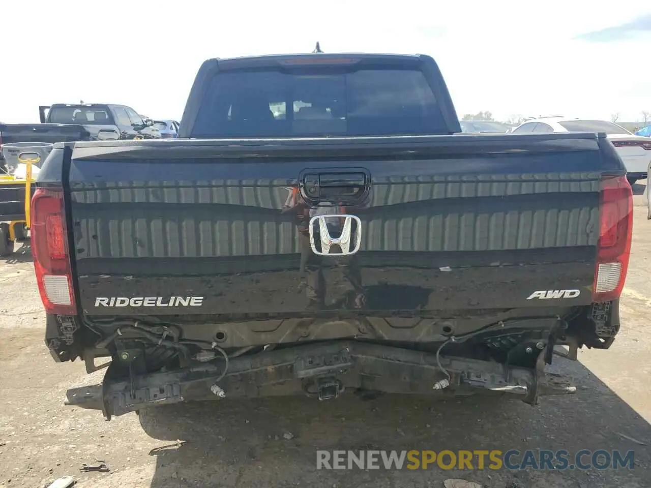 6 Photograph of a damaged car 5FPYK3F58LB023282 HONDA RIDGELINE 2020
