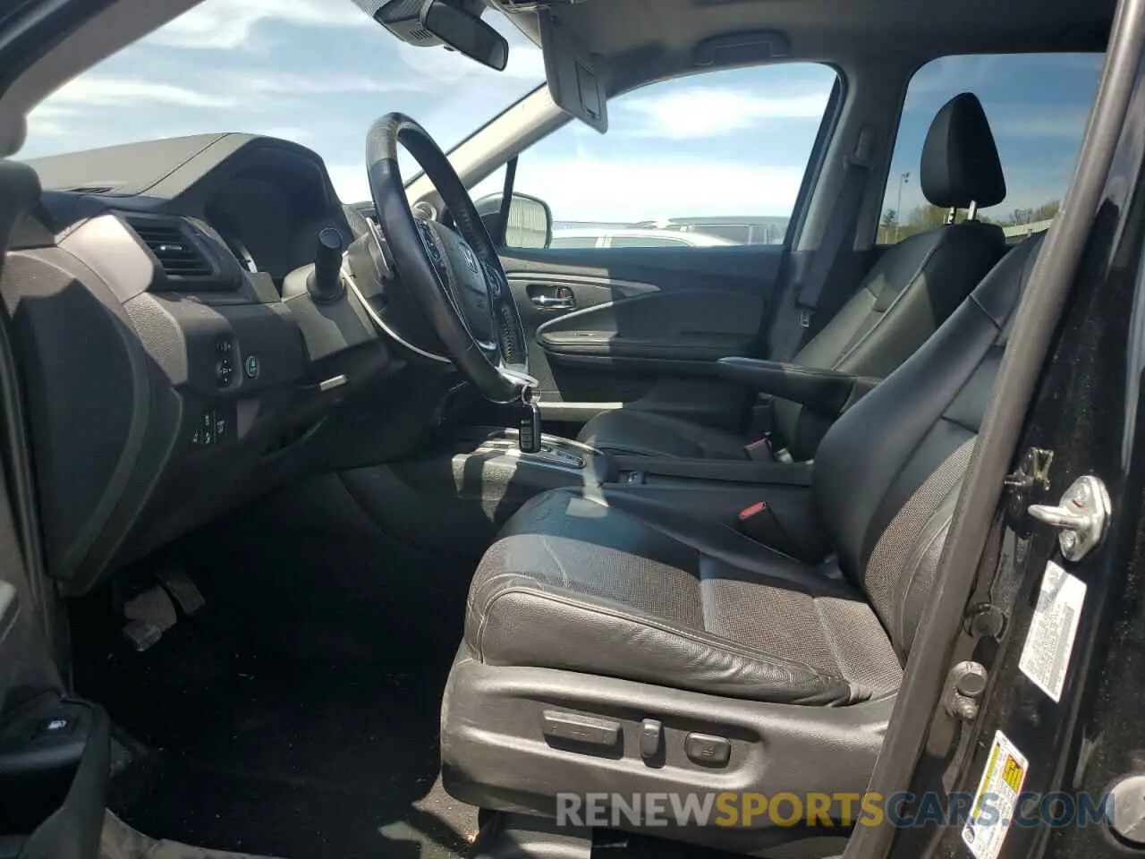 7 Photograph of a damaged car 5FPYK3F58LB023282 HONDA RIDGELINE 2020