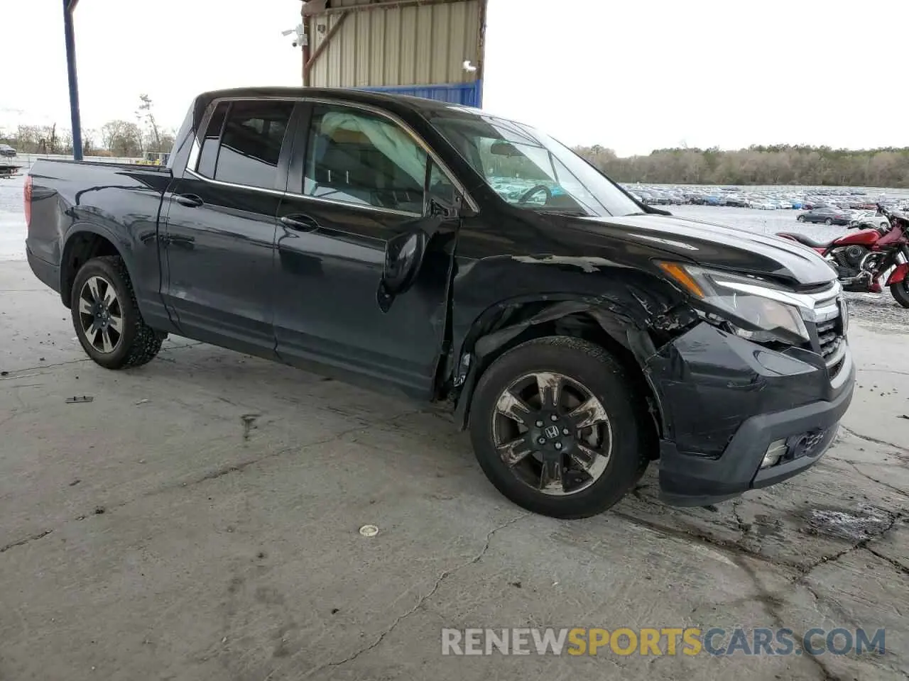4 Photograph of a damaged car 5FPYK3F58LB030538 HONDA RIDGELINE 2020