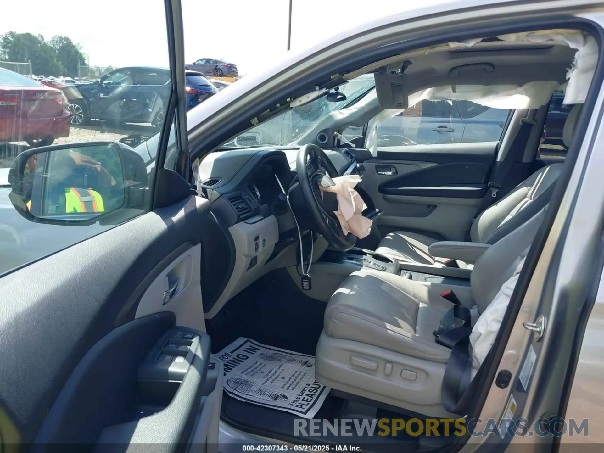 5 Photograph of a damaged car 5FPYK3F5XLB025857 HONDA RIDGELINE 2020