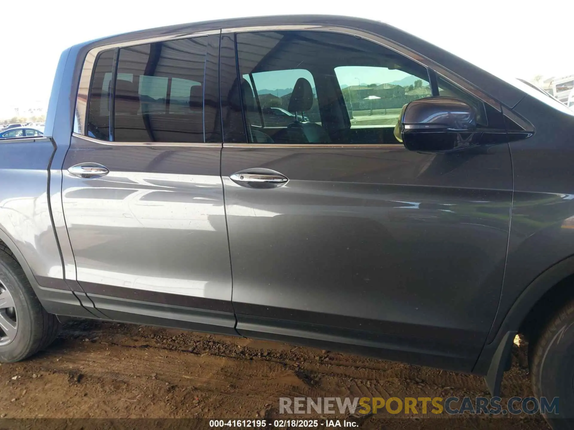 13 Photograph of a damaged car 5FPYK3F70LB007207 HONDA RIDGELINE 2020