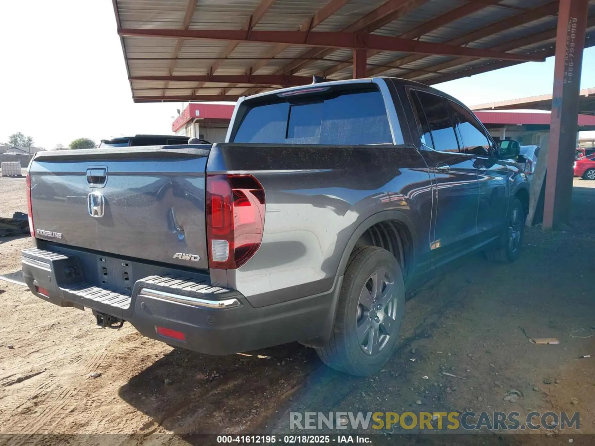 4 Photograph of a damaged car 5FPYK3F70LB007207 HONDA RIDGELINE 2020