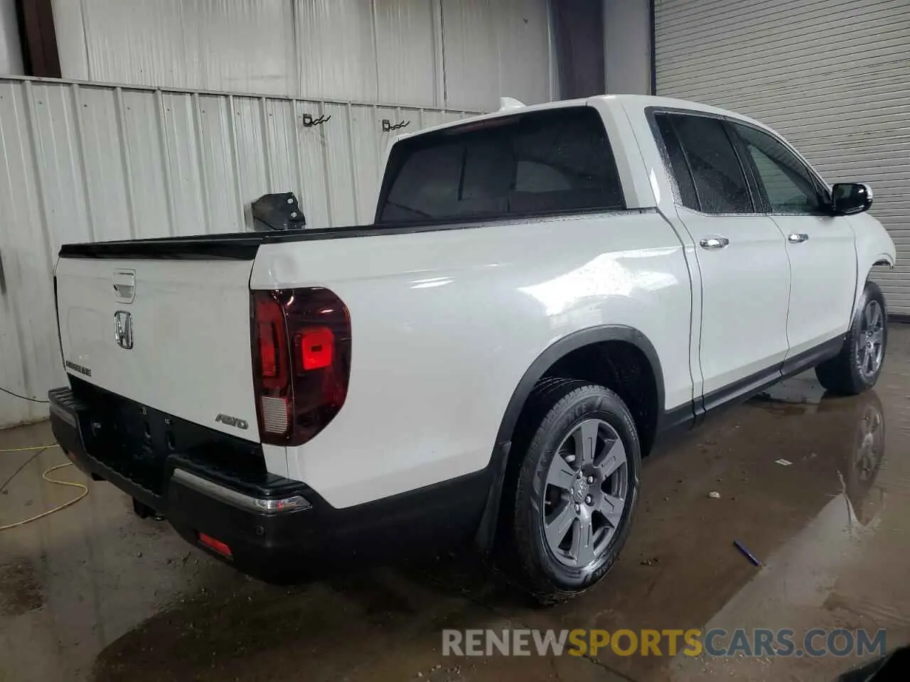 3 Photograph of a damaged car 5FPYK3F72LB018726 HONDA RIDGELINE 2020