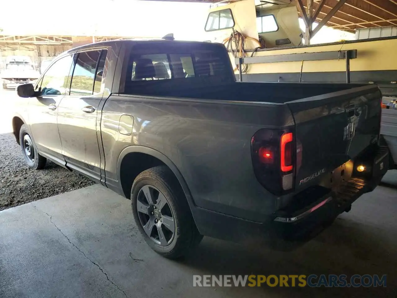 2 Photograph of a damaged car 5FPYK3F74LB004391 HONDA RIDGELINE 2020