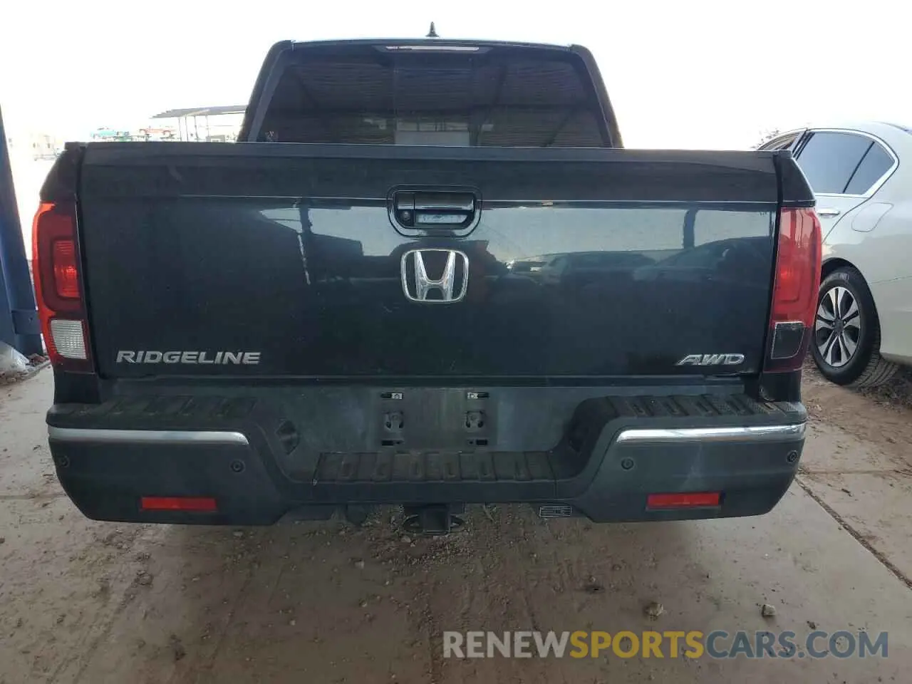 6 Photograph of a damaged car 5FPYK3F75LB009423 HONDA RIDGELINE 2020