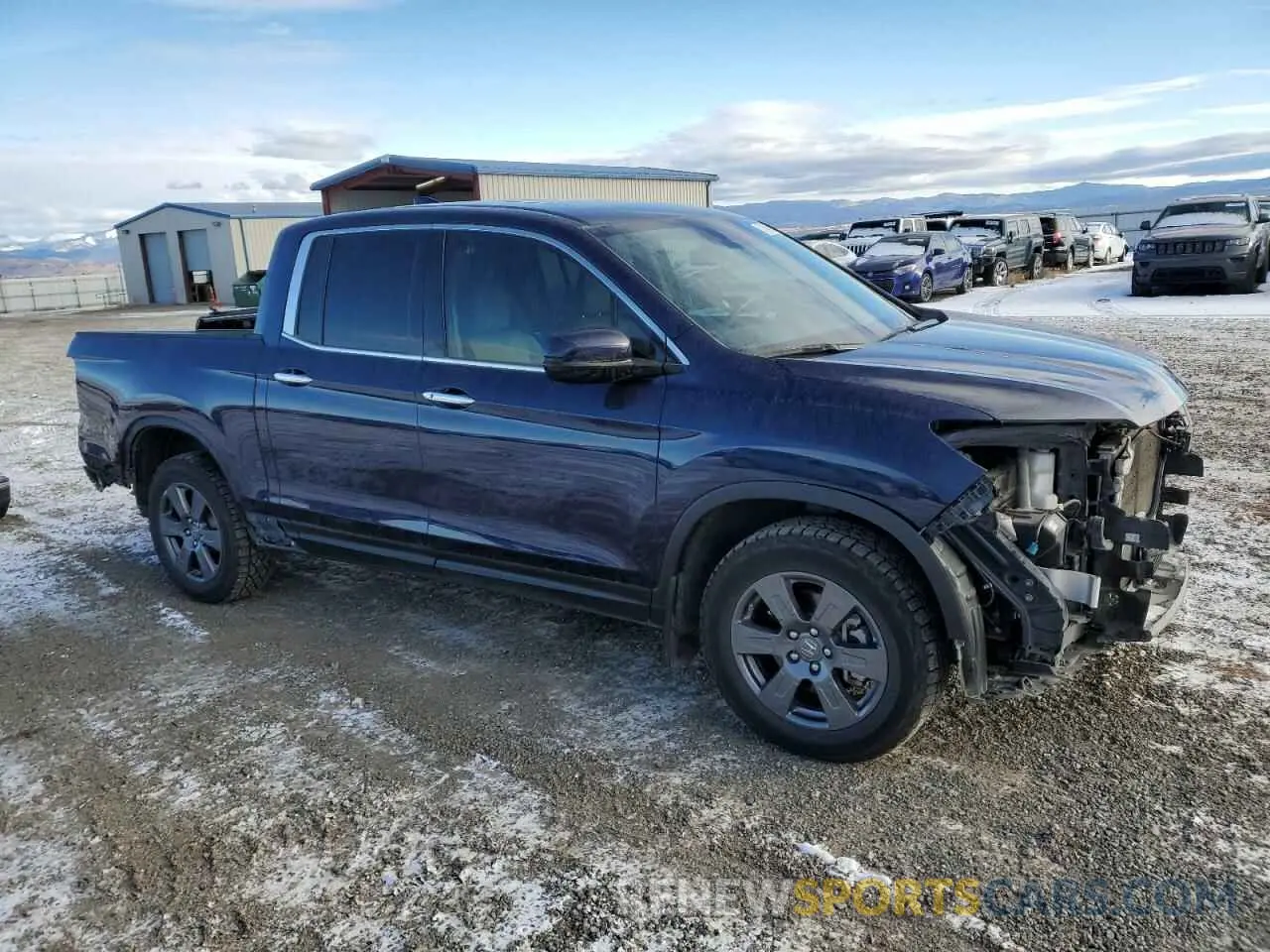 4 Photograph of a damaged car 5FPYK3F75LB024827 HONDA RIDGELINE 2020