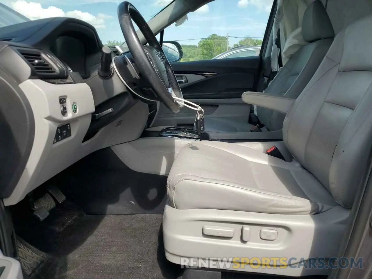 7 Photograph of a damaged car 5FPYK3F77LB012808 HONDA RIDGELINE 2020