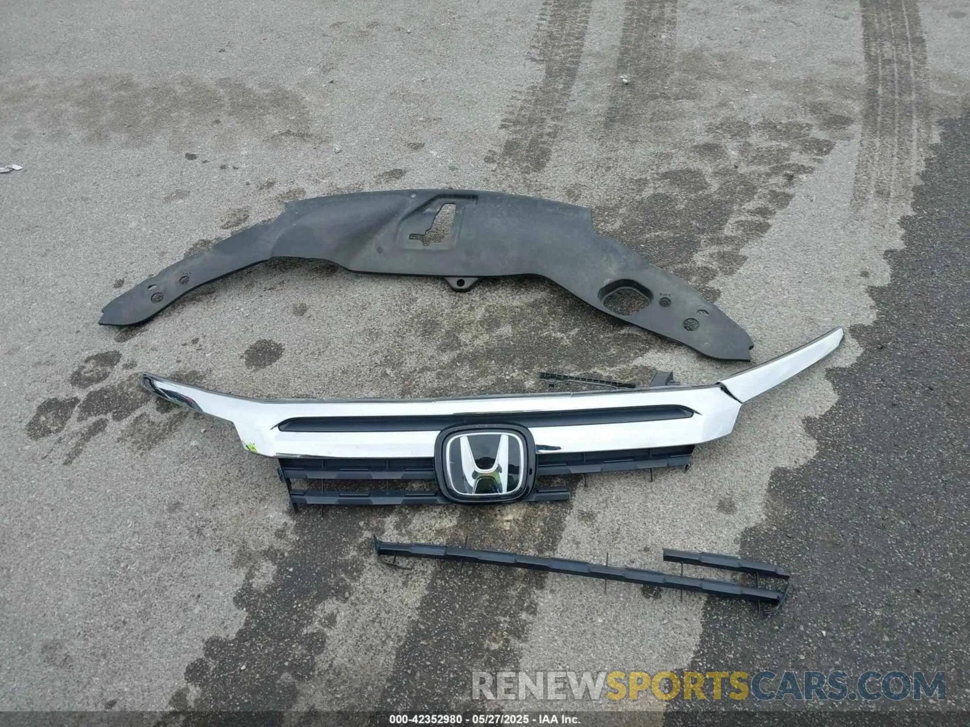 12 Photograph of a damaged car 5FPYK3F78LB001882 HONDA RIDGELINE 2020