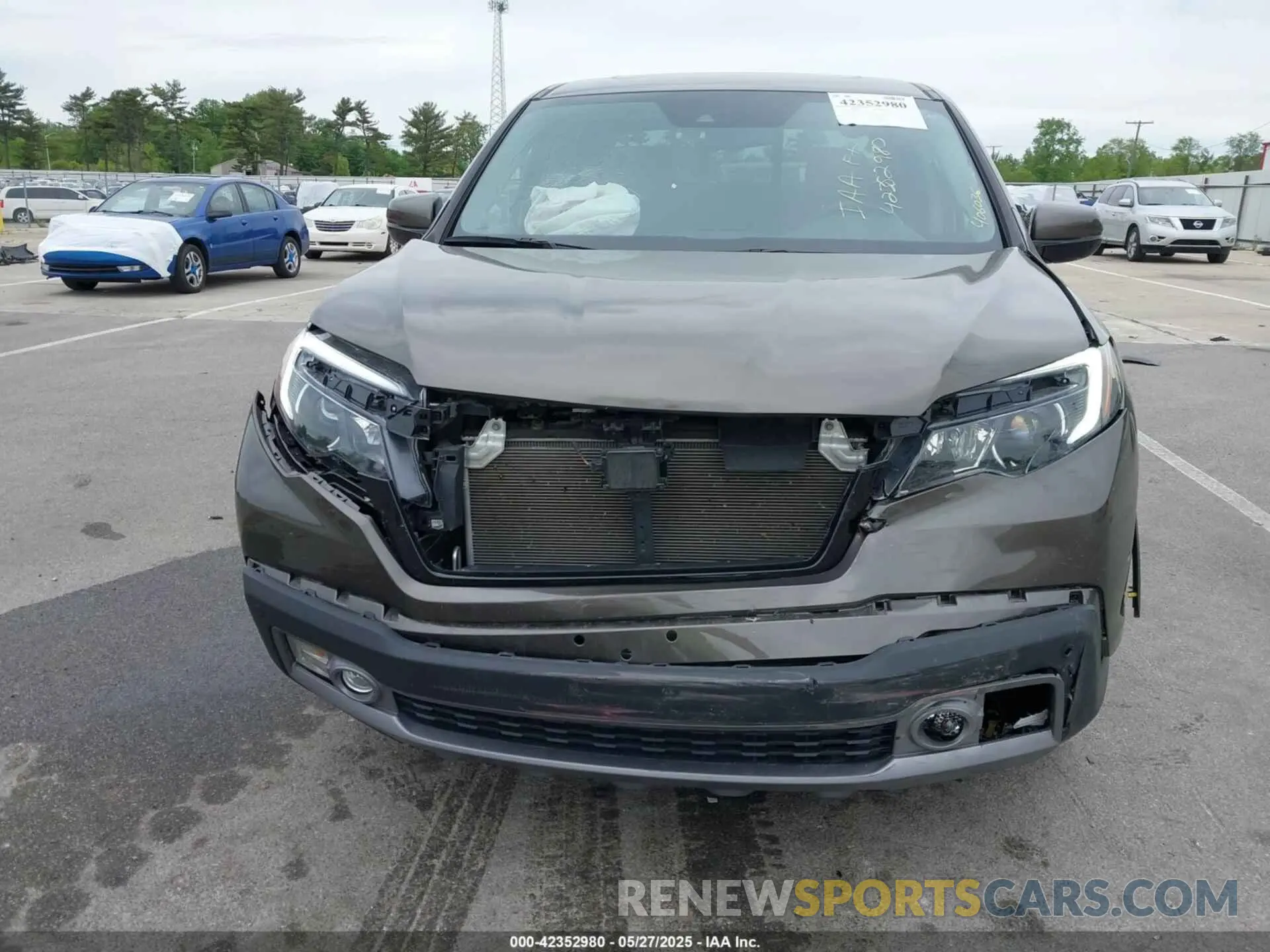 13 Photograph of a damaged car 5FPYK3F78LB001882 HONDA RIDGELINE 2020