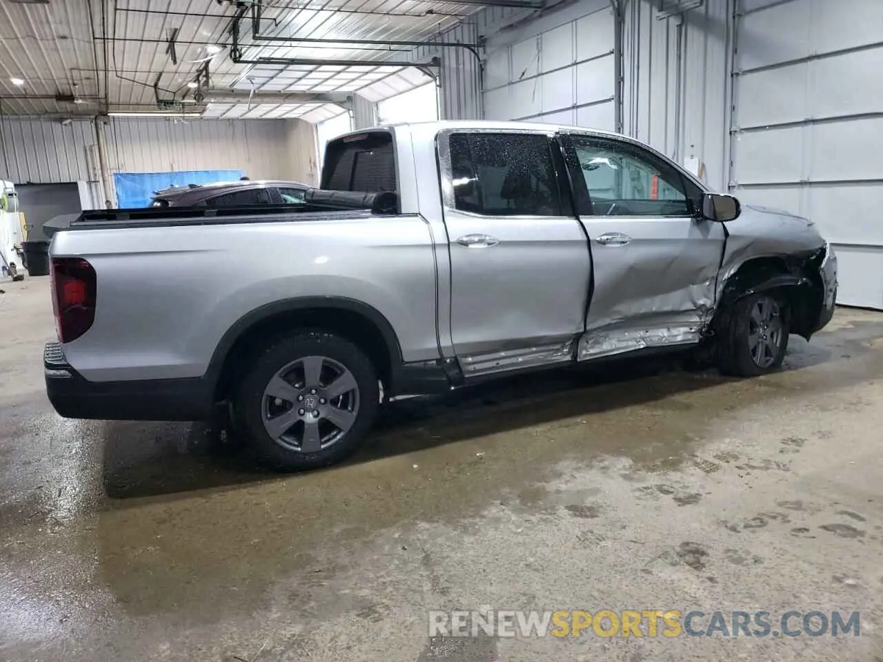 3 Photograph of a damaged car 5FPYK3F79LB001700 HONDA RIDGELINE 2020