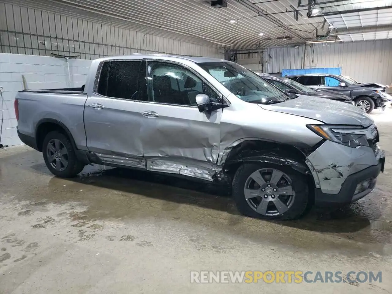 4 Photograph of a damaged car 5FPYK3F79LB001700 HONDA RIDGELINE 2020