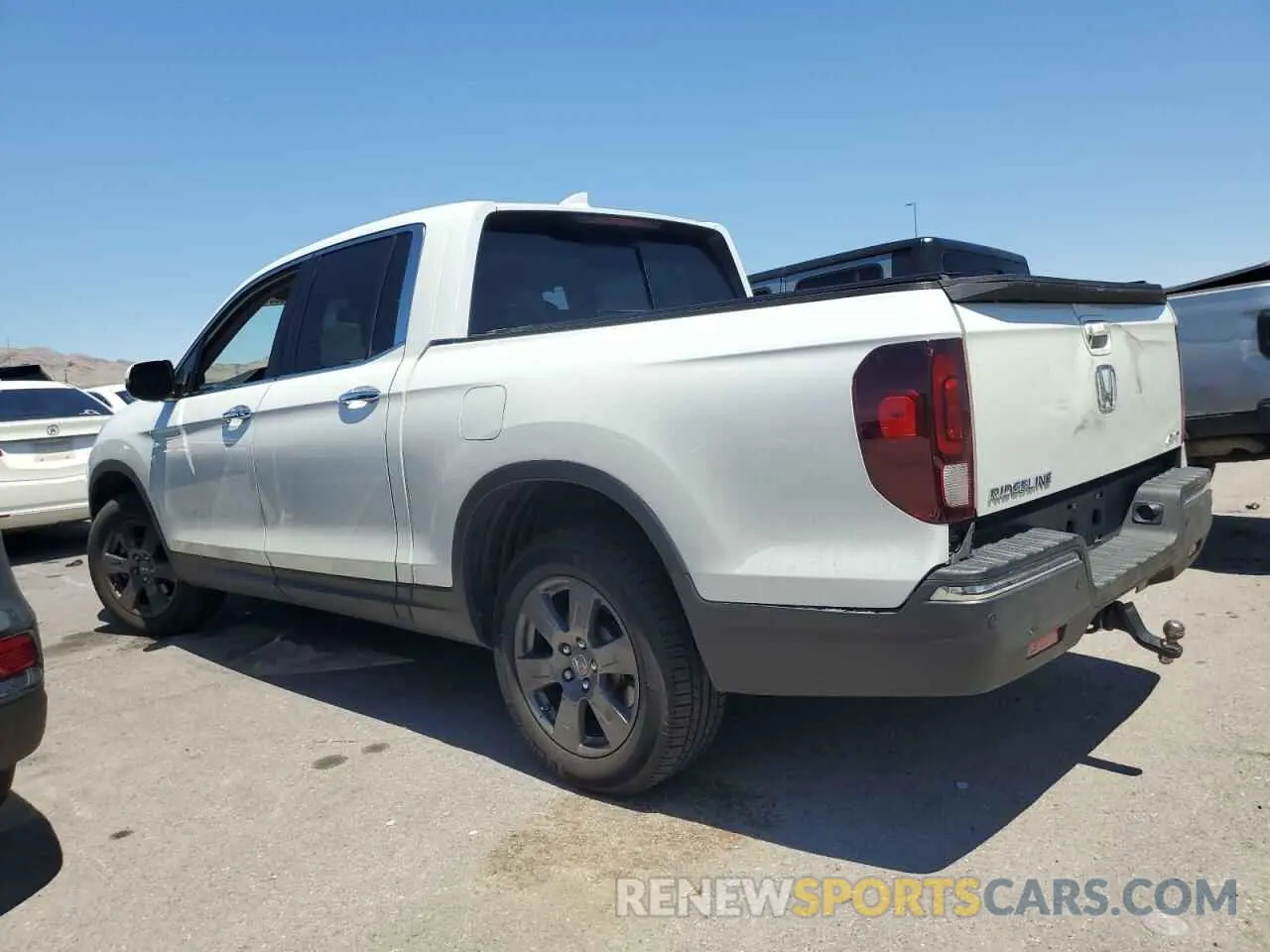 2 Photograph of a damaged car 5FPYK3F79LB011109 HONDA RIDGELINE 2020