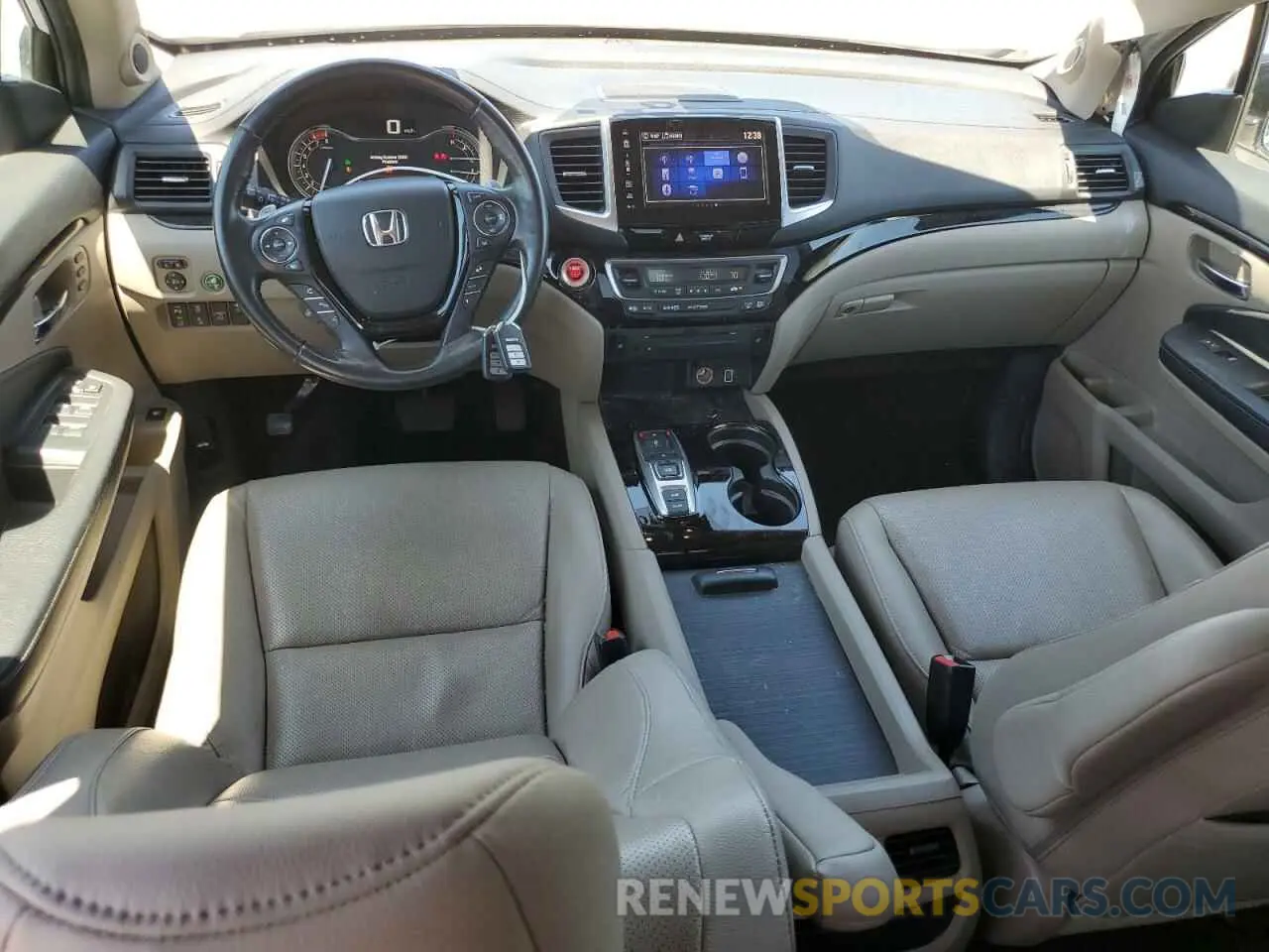 8 Photograph of a damaged car 5FPYK3F79LB011109 HONDA RIDGELINE 2020