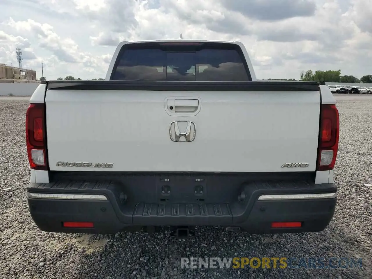 6 Photograph of a damaged car 5FPYK3F7XLB004671 HONDA RIDGELINE 2020