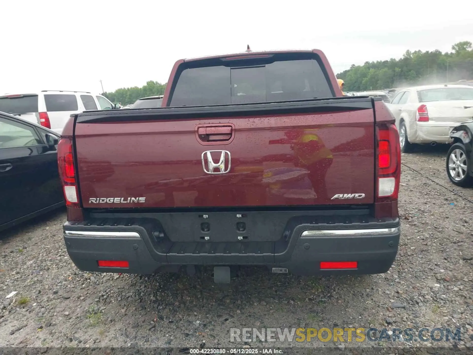 16 Photograph of a damaged car 5FPYK3F7XLB012298 HONDA RIDGELINE 2020