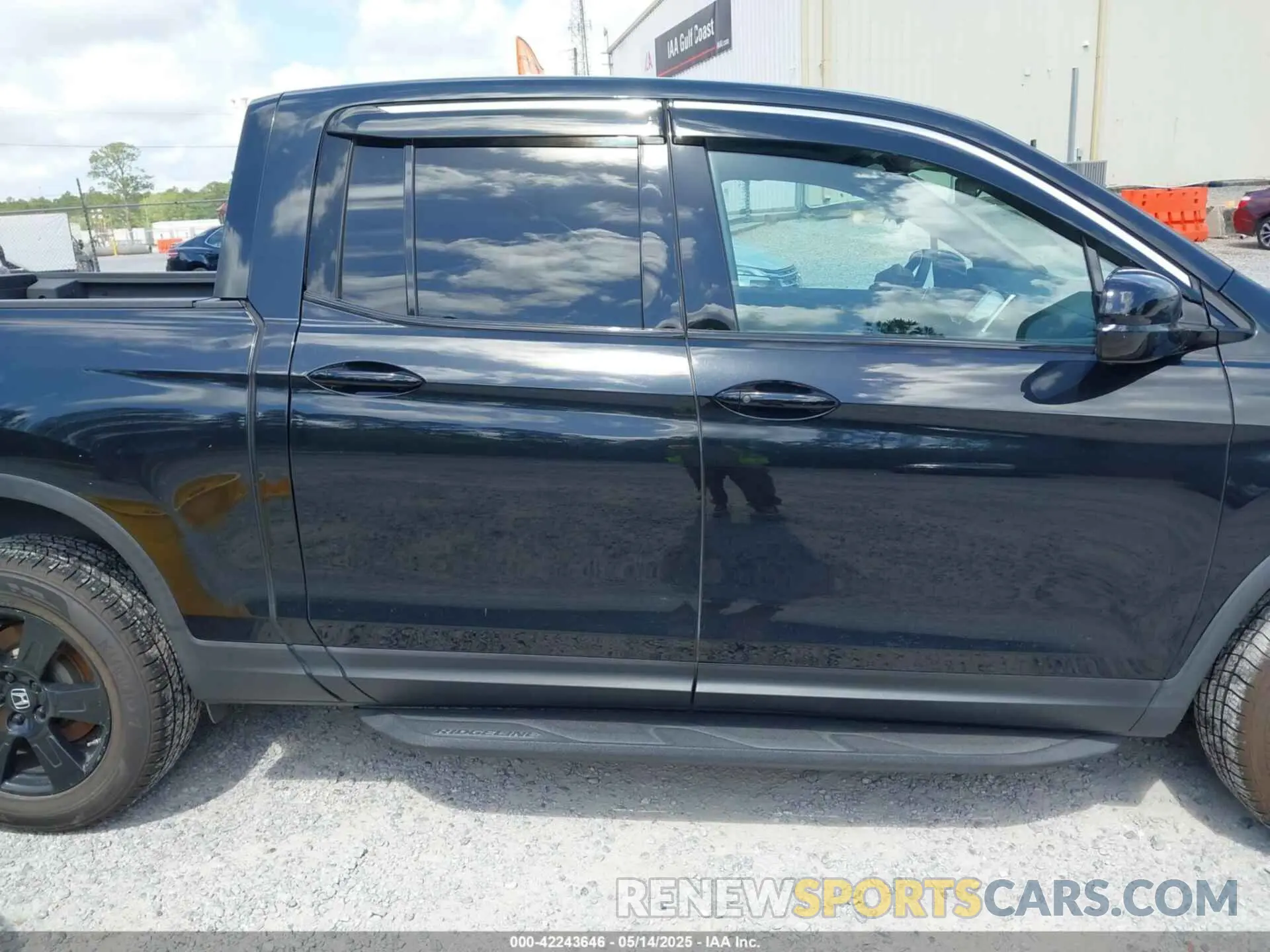 13 Photograph of a damaged car 5FPYK3F87LB025146 HONDA RIDGELINE 2020