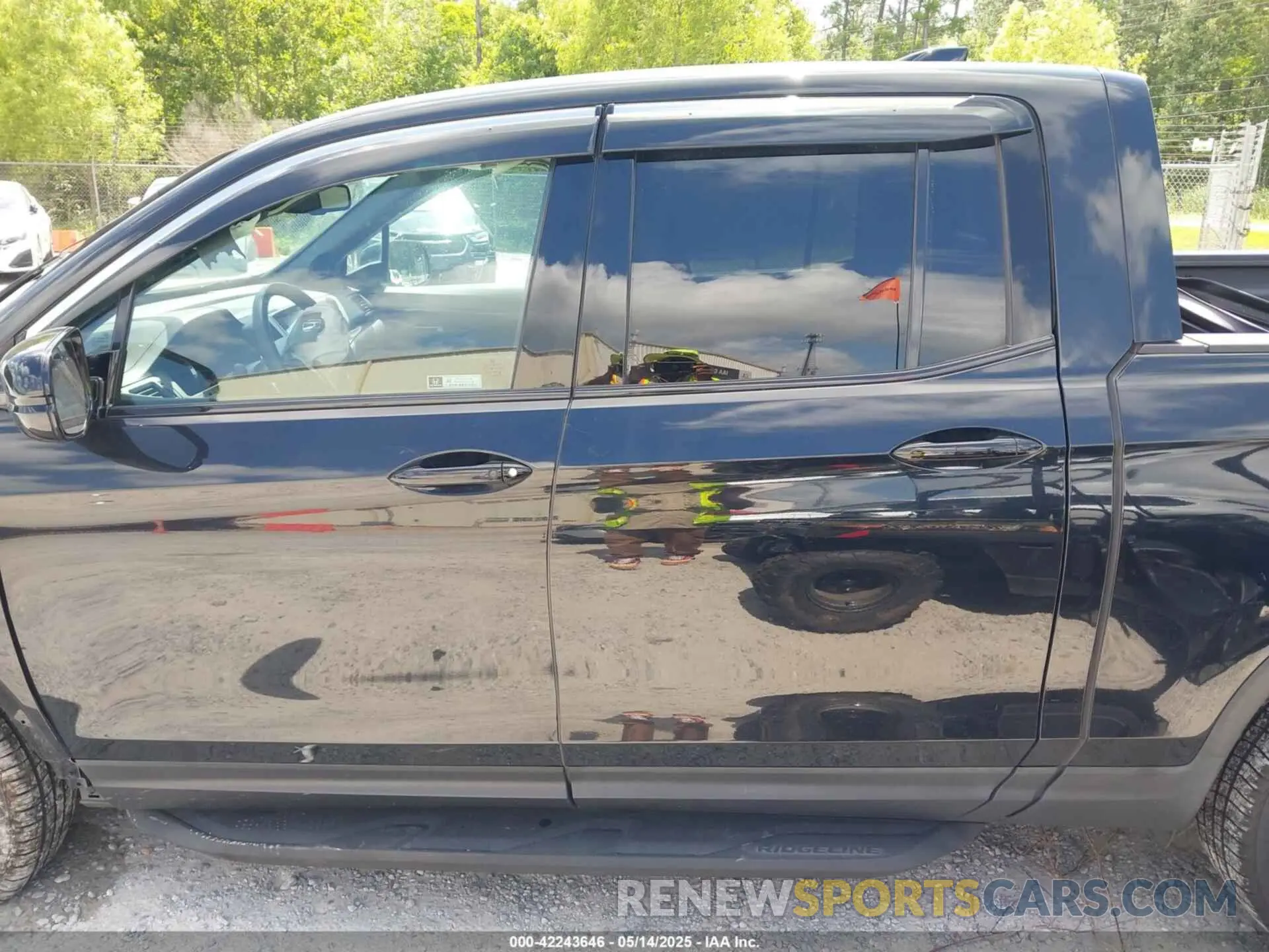 14 Photograph of a damaged car 5FPYK3F87LB025146 HONDA RIDGELINE 2020