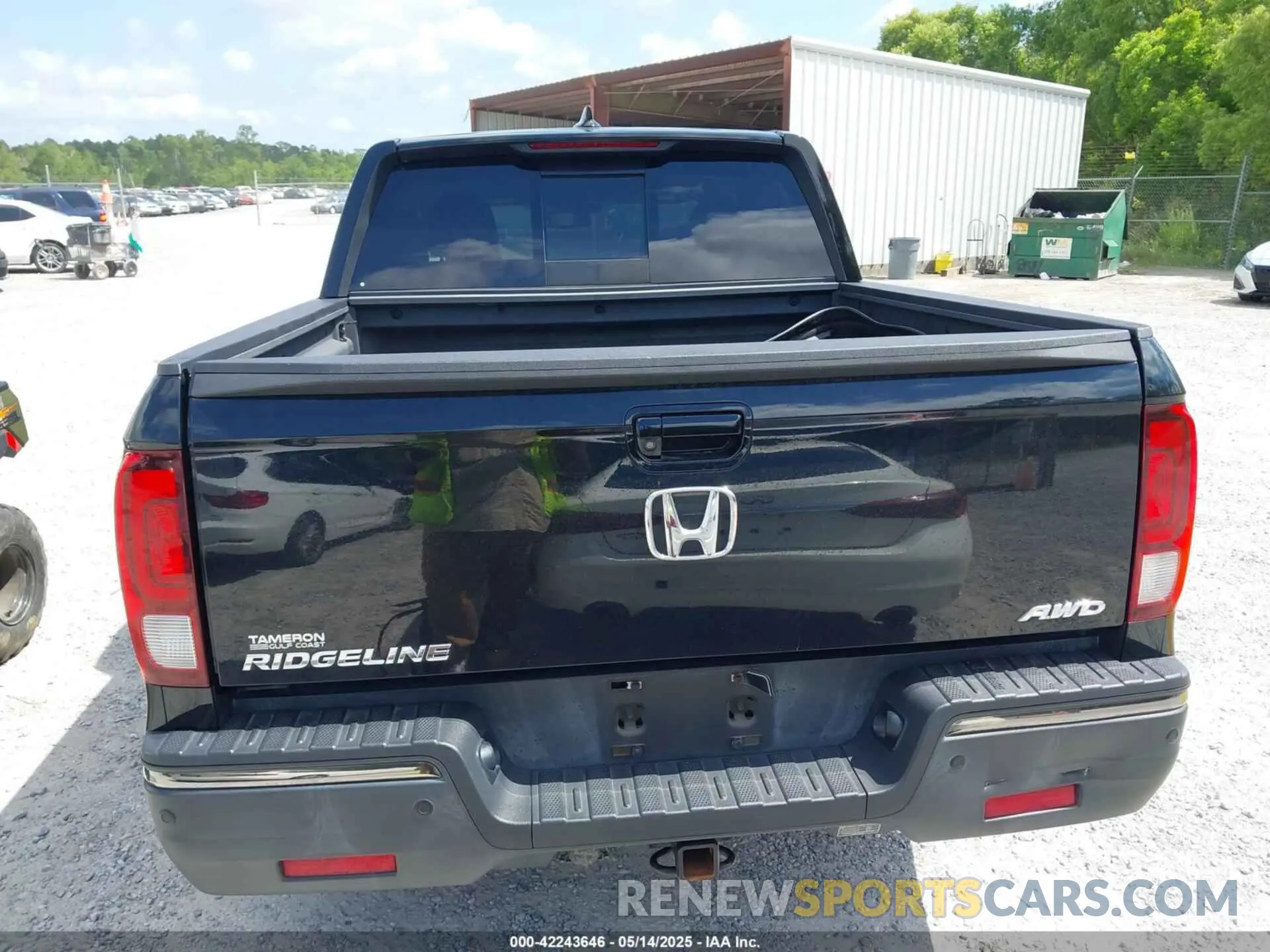 16 Photograph of a damaged car 5FPYK3F87LB025146 HONDA RIDGELINE 2020