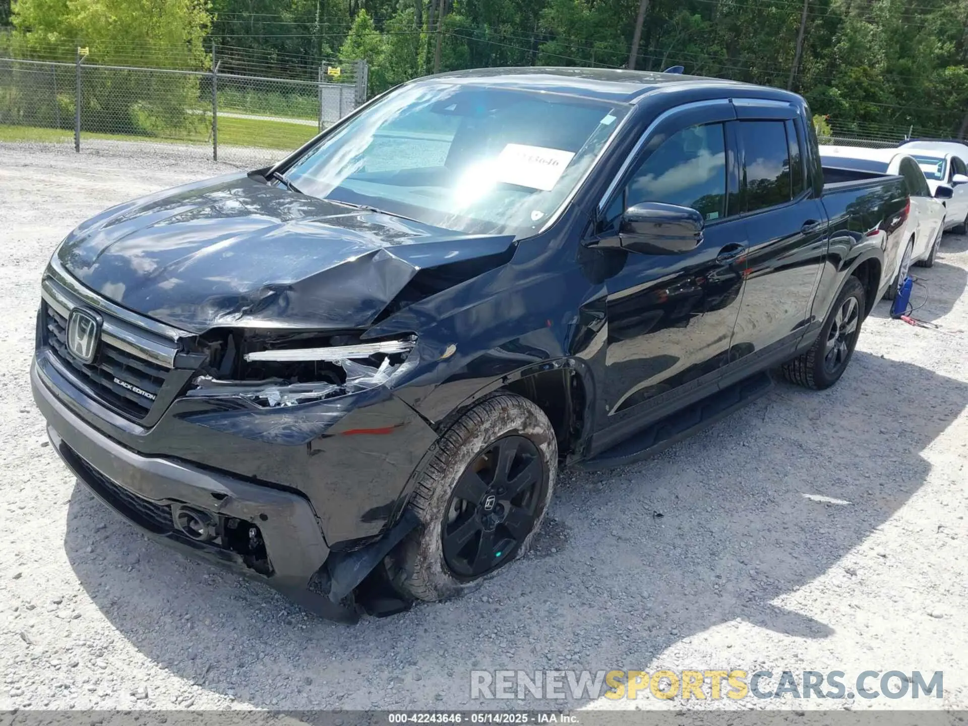 2 Photograph of a damaged car 5FPYK3F87LB025146 HONDA RIDGELINE 2020