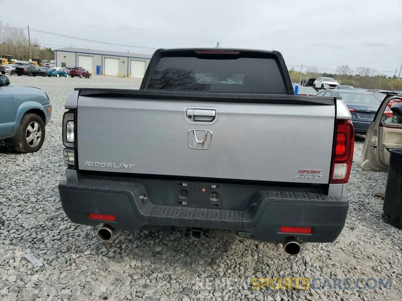6 Photograph of a damaged car 5FPYK3F11MB003051 HONDA RIDGELINE 2021
